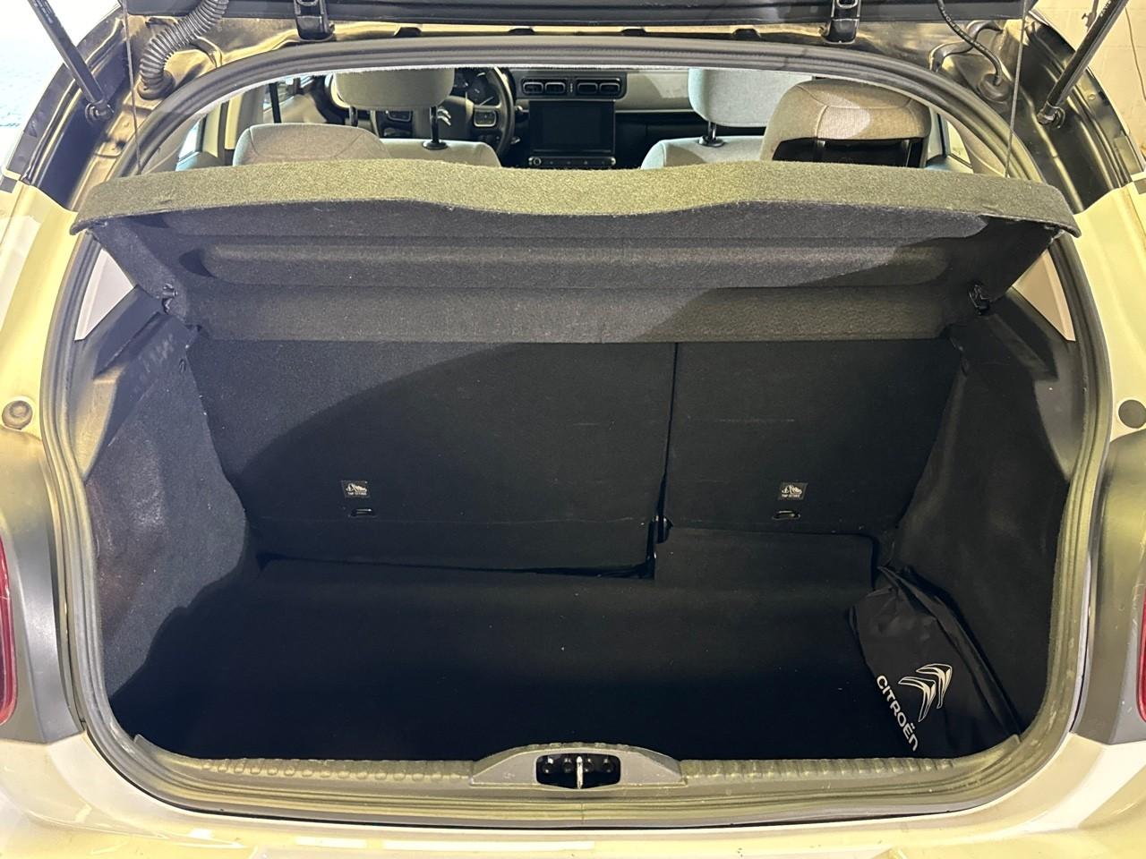 Citroën Citroën C3 usata, con comandi audio al volante