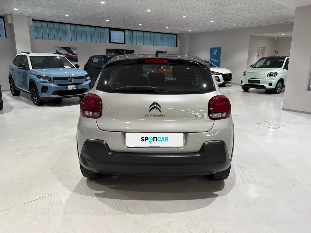 Citroën Citroën C3 usata, con comandi audio al volante