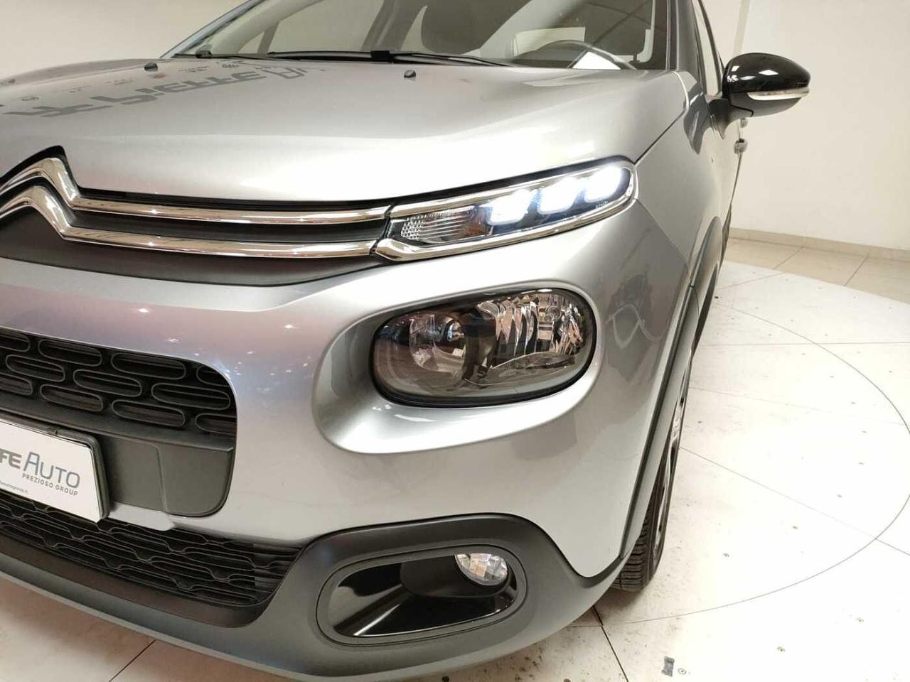 Citroën Citroën C3 usata, con dettaglio airbump e finitura montante posteriore opal white