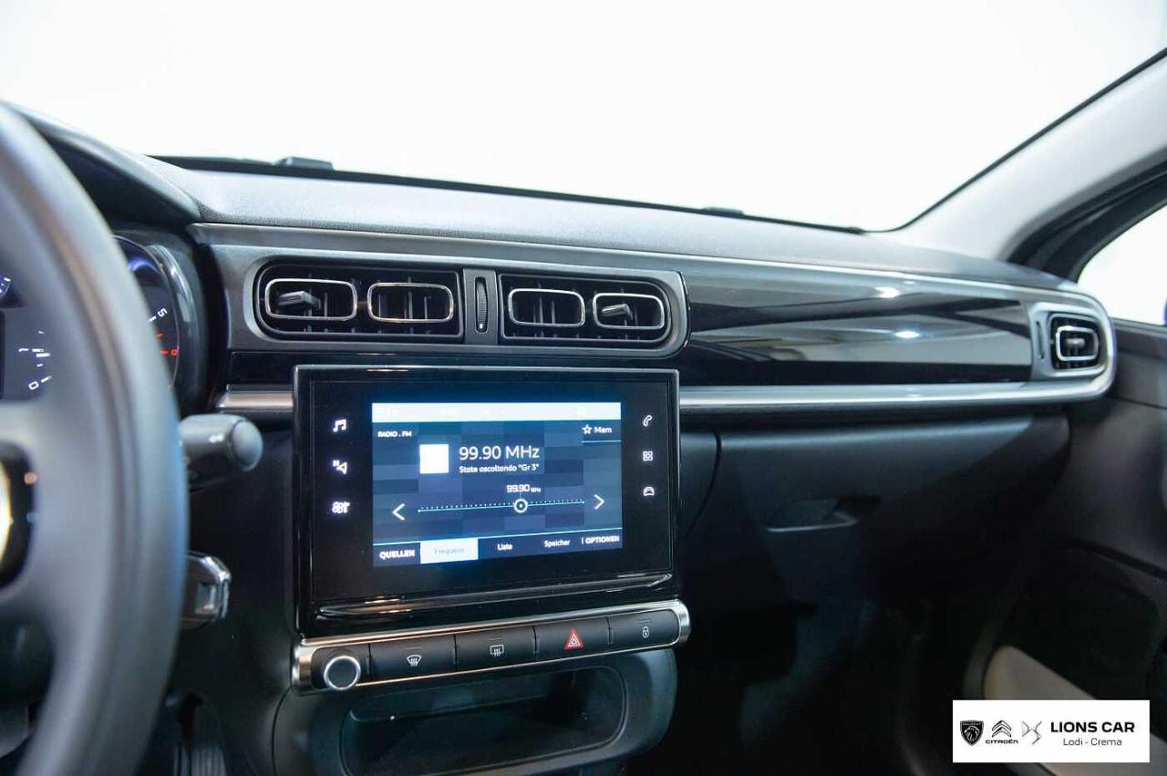 Citroën Citroën C3 usata, con adesivi parabrezza in bianco
