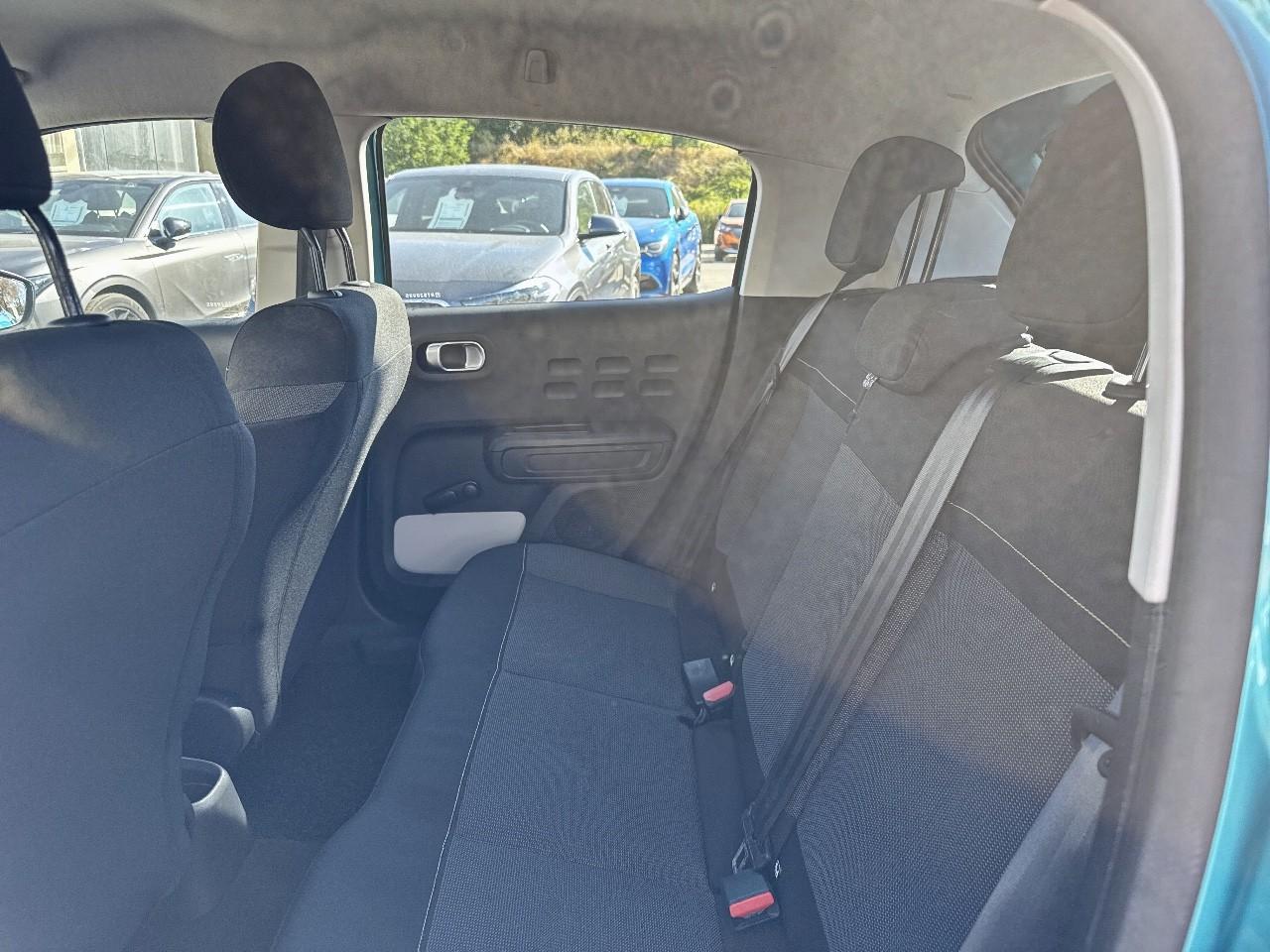 Citroën Citroën C3 usata, con 2 poggiatesta sedili ant. , con reg. in altezza, 3 poggiatesta sedili post. , con reg. in altezza