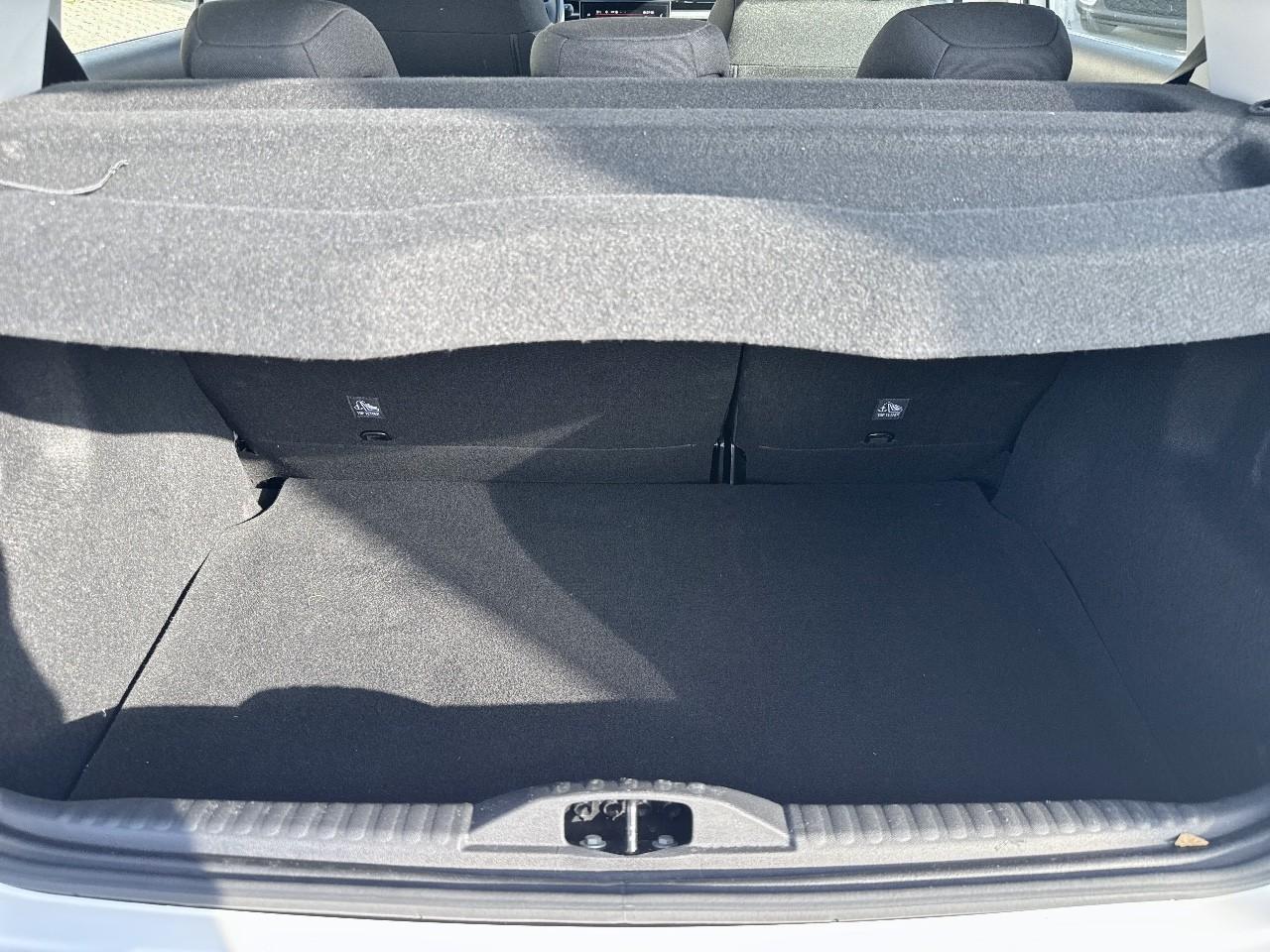 Citroën Citroën C3 usata, con comandi audio al volante
