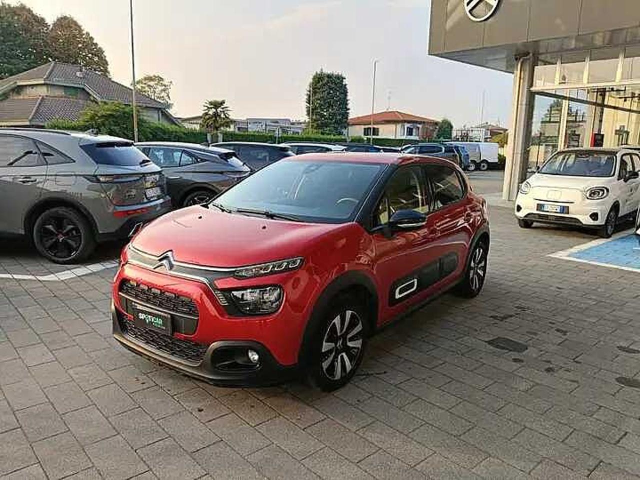 Citroën Citroën C3 usata, con adesivi parabrezza in bianco