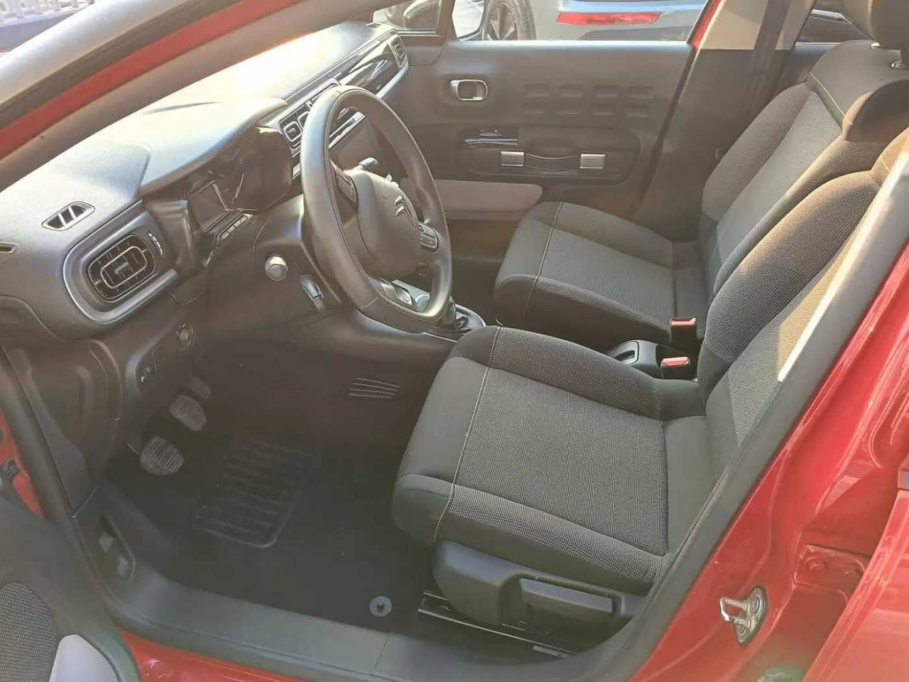 Citroën Citroën C3 usata, con calotte degli specchietti in nero lucido