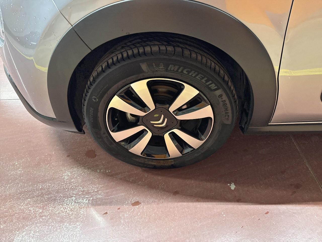 Citroën Citroën C3 usata, con 6 altoparlanti