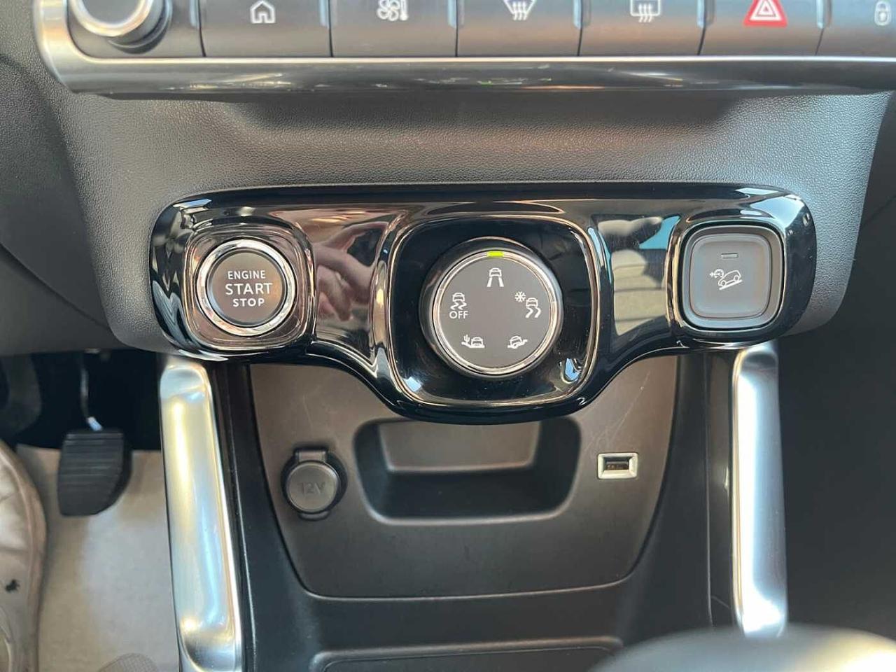 Citroën Citroën C3 Aircross usata, con citroën connect radio dab con comandi al volante e 6 altoparlanti, bluetooth e presa usb
