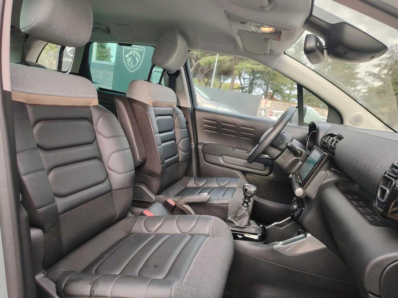 Citroën Citroën C3 Aircross usata, con decori chrome satin sul profilo aeratori e sul volante volante in pelle nera