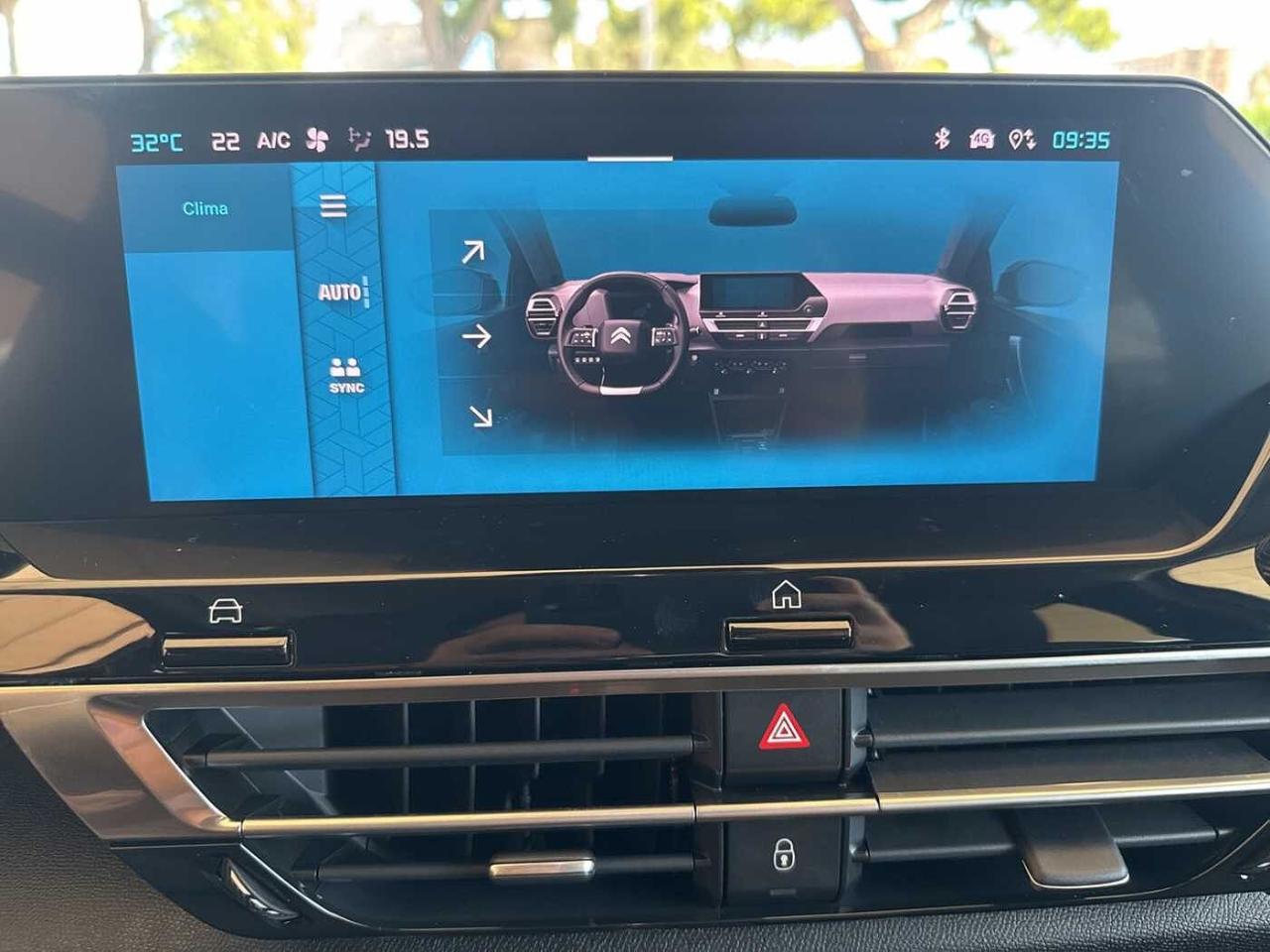 Citroën Citroën C4 usata, con bracciolo porta oggetti