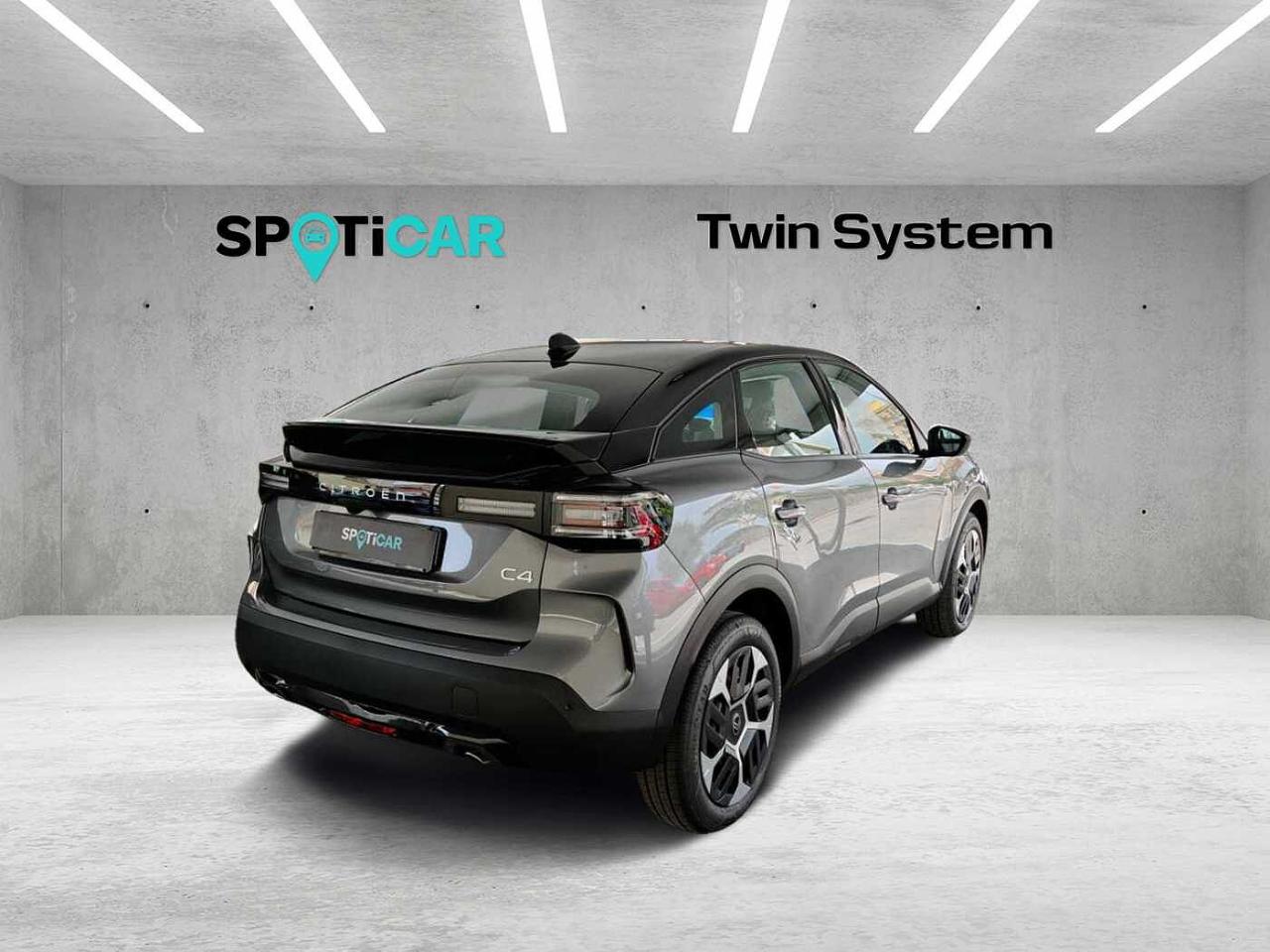Citroën Citroën C4 usata, con bracciolo porta oggetti