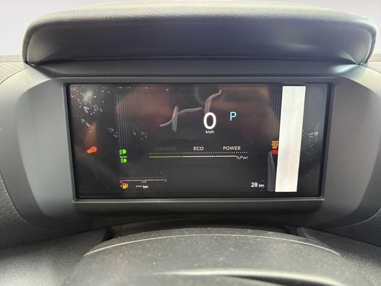 Citroën Citroën C4 usata, con 2 prese USB in prima fila (1 Type-C + 1 Type-A) + 1 presa USB in seconda fila (Type-A)