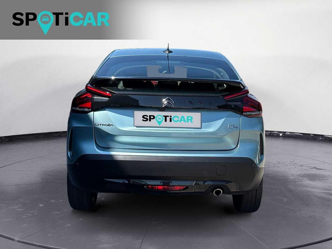 Citroën Citroën C4 usata, con comandi del cambio al volante