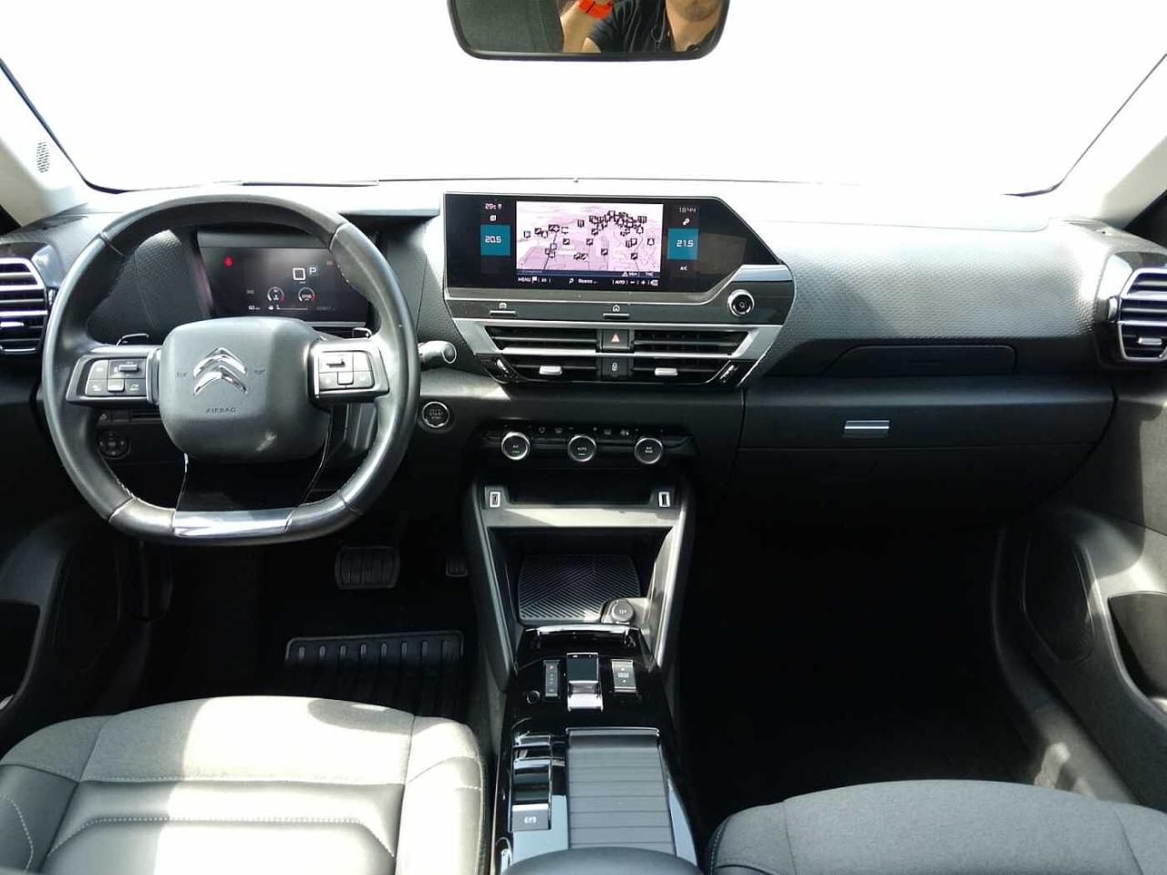 Citroën Citroën C4 usata, con comandi del cambio al volante