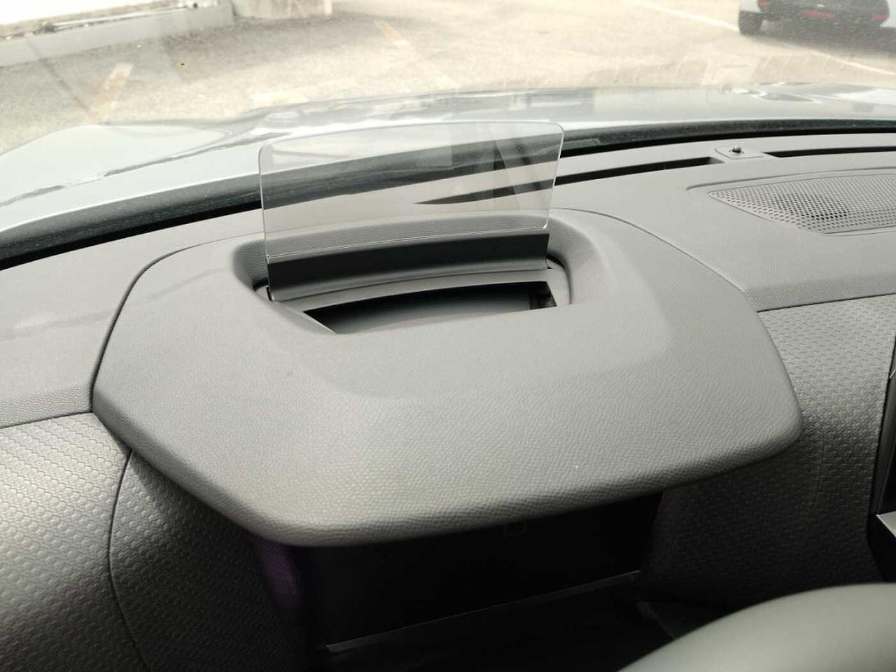 Citroën Citroën C4 usata, con alette parasole interne con luci a led