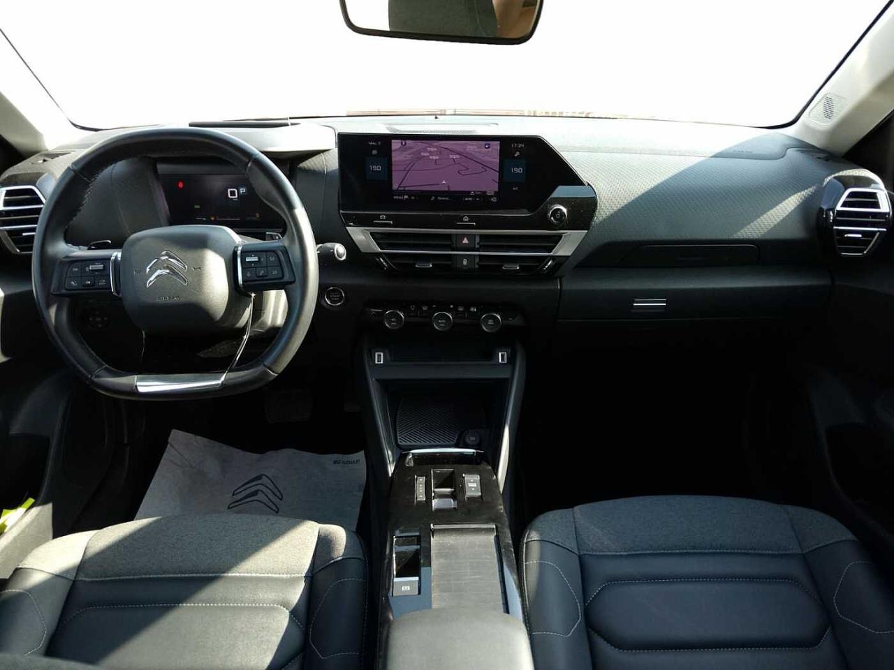Citroën Citroën C4 usata, con comandi del cambio al volante