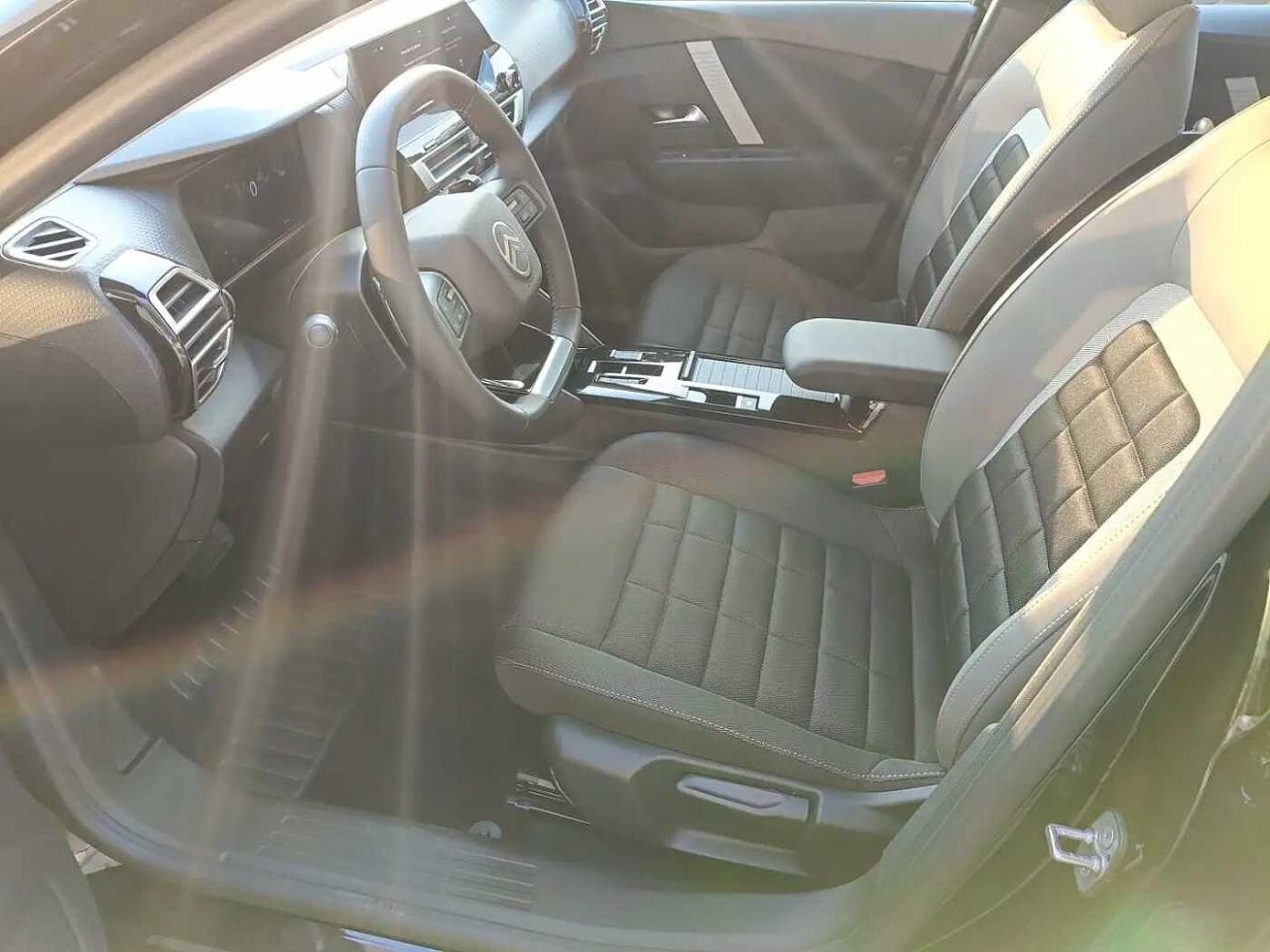 Citroën Citroën C4 usata, con alzacristalli anteriori e posteriori elettrici sequenziali