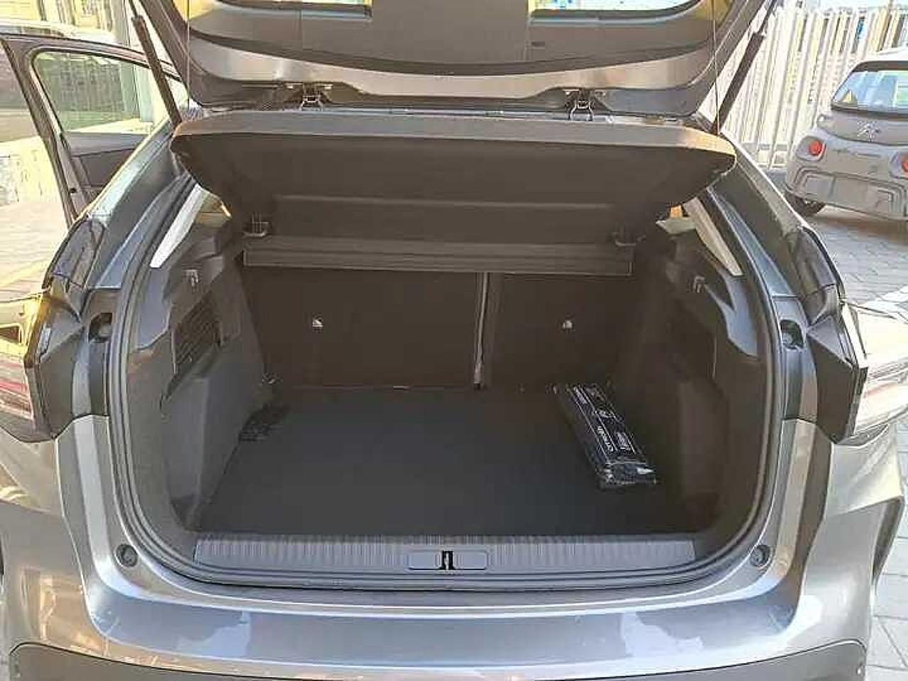 Citroën Citroën C4 usata, con allestimento interno: stoffa