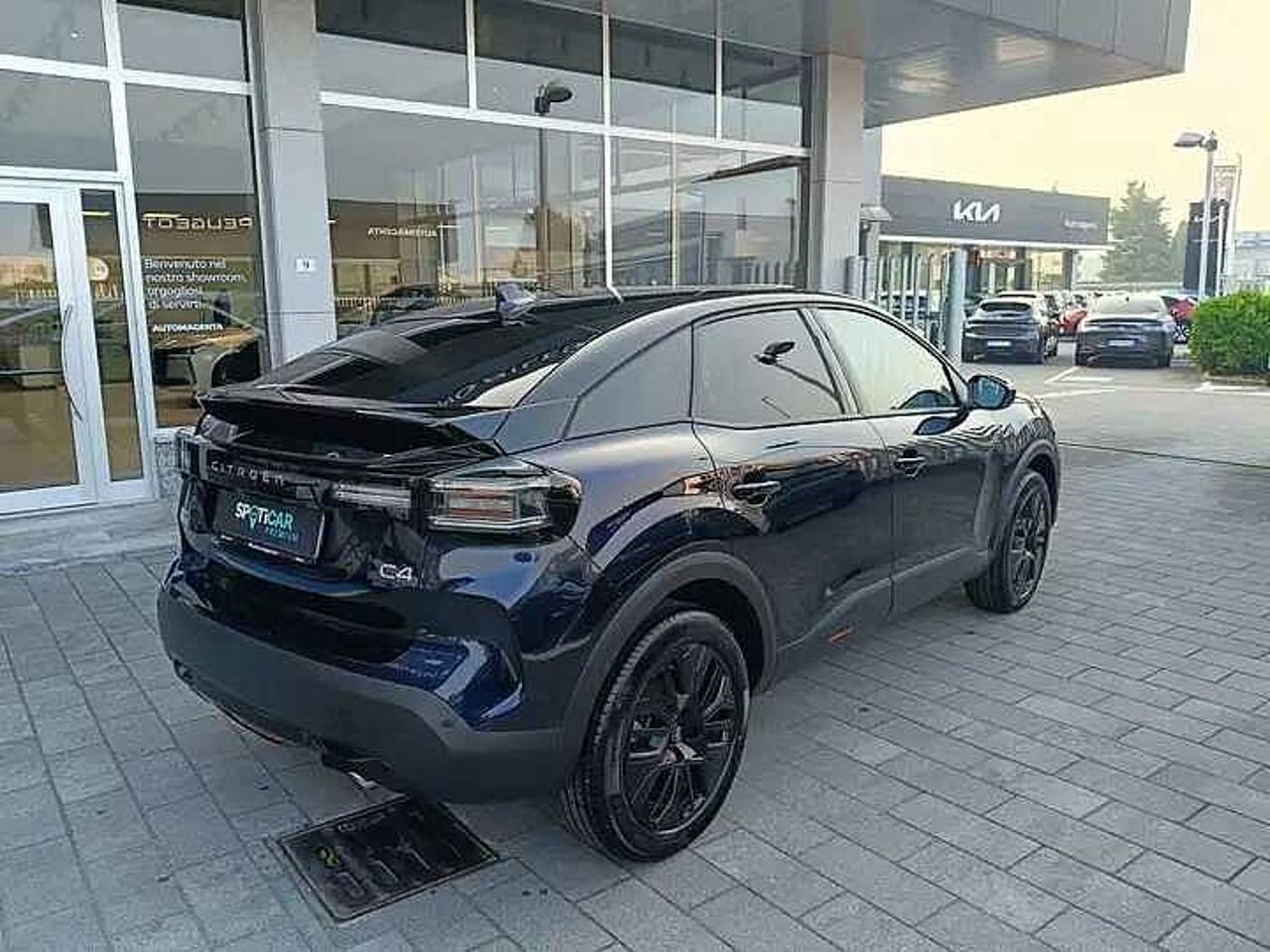 Citroën Citroën C4 usata, con bracciolo porta oggetti