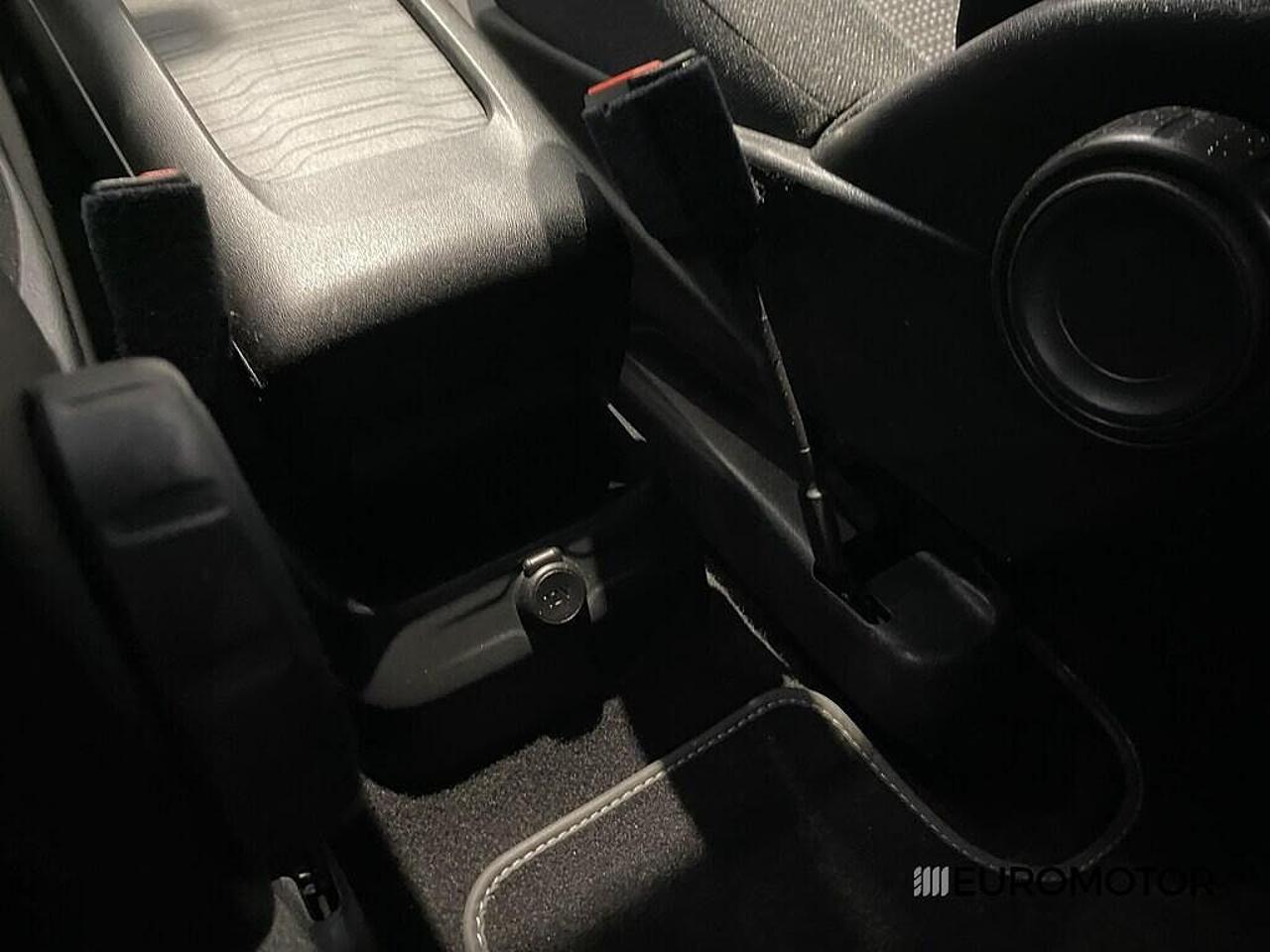 Citroën Citroën C4 usata, con fari fendinebbia