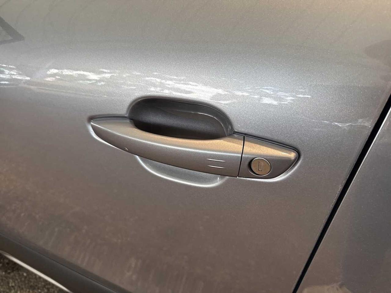 Citroën Citroën C4 usata, con sospensioni pneumatiche elettroniche