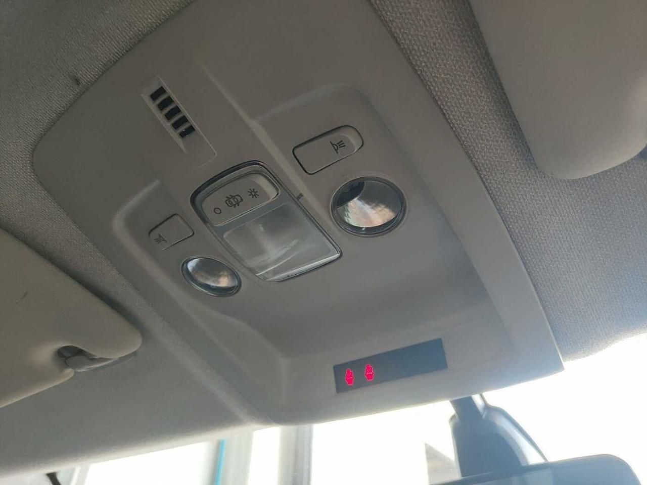 Citroën Citroën C4 Cactus usata 17