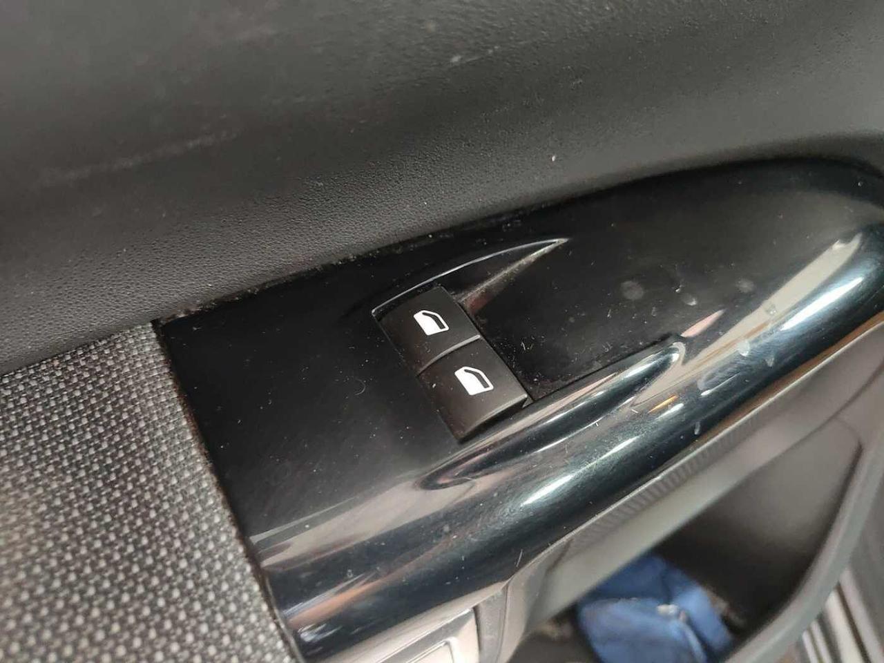 Citroën Citroën C4 Cactus usata 21