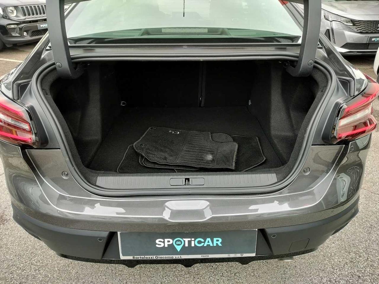 Citroën Citroën C4 usata, con bracciolo porta oggetti