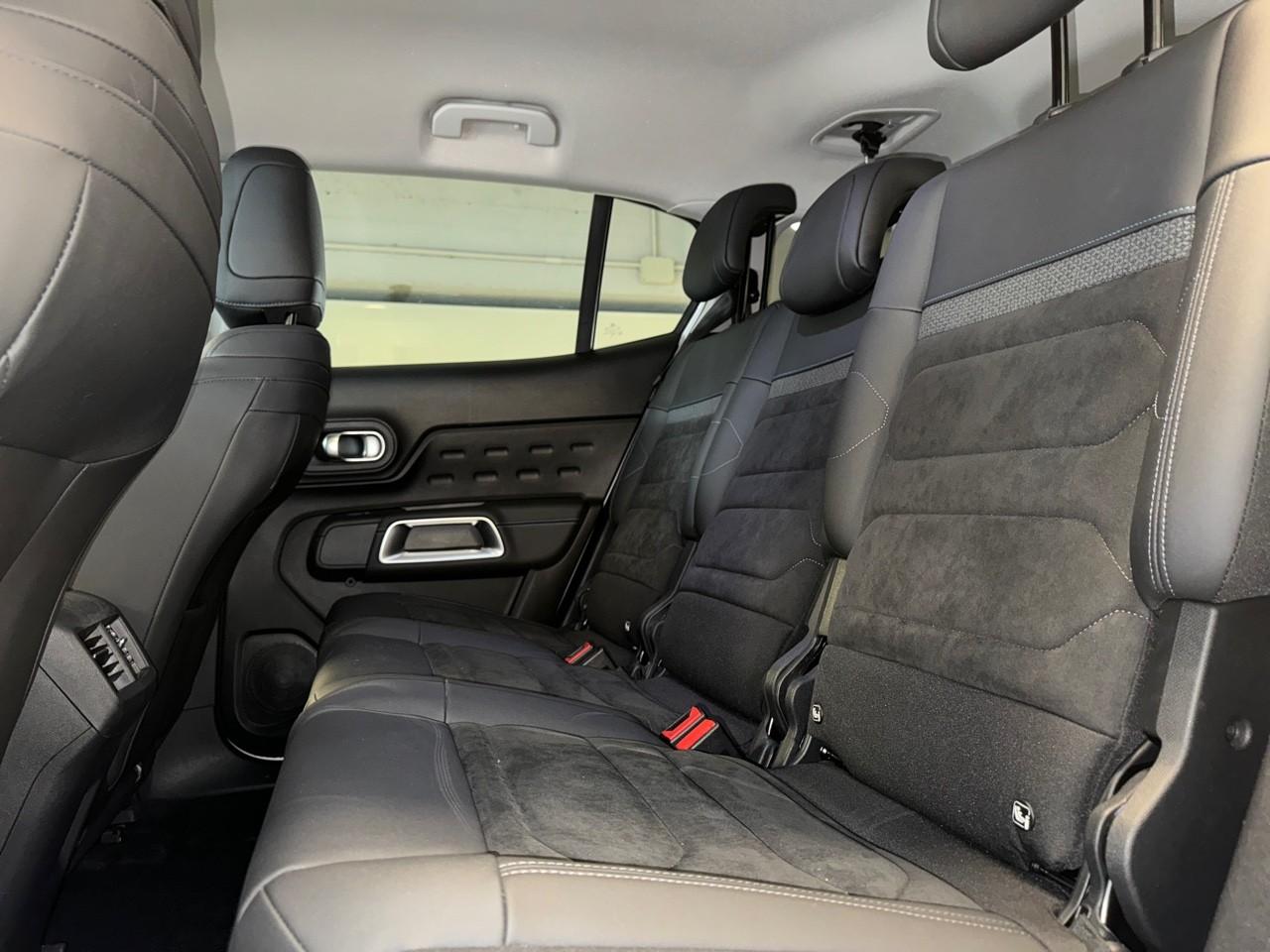Citroën Citroën C5 Aircross usata, con 2 poggiatesta sedili ant. , con reg. in altezza, 3 poggiatesta sedili post. , con reg. in altezza