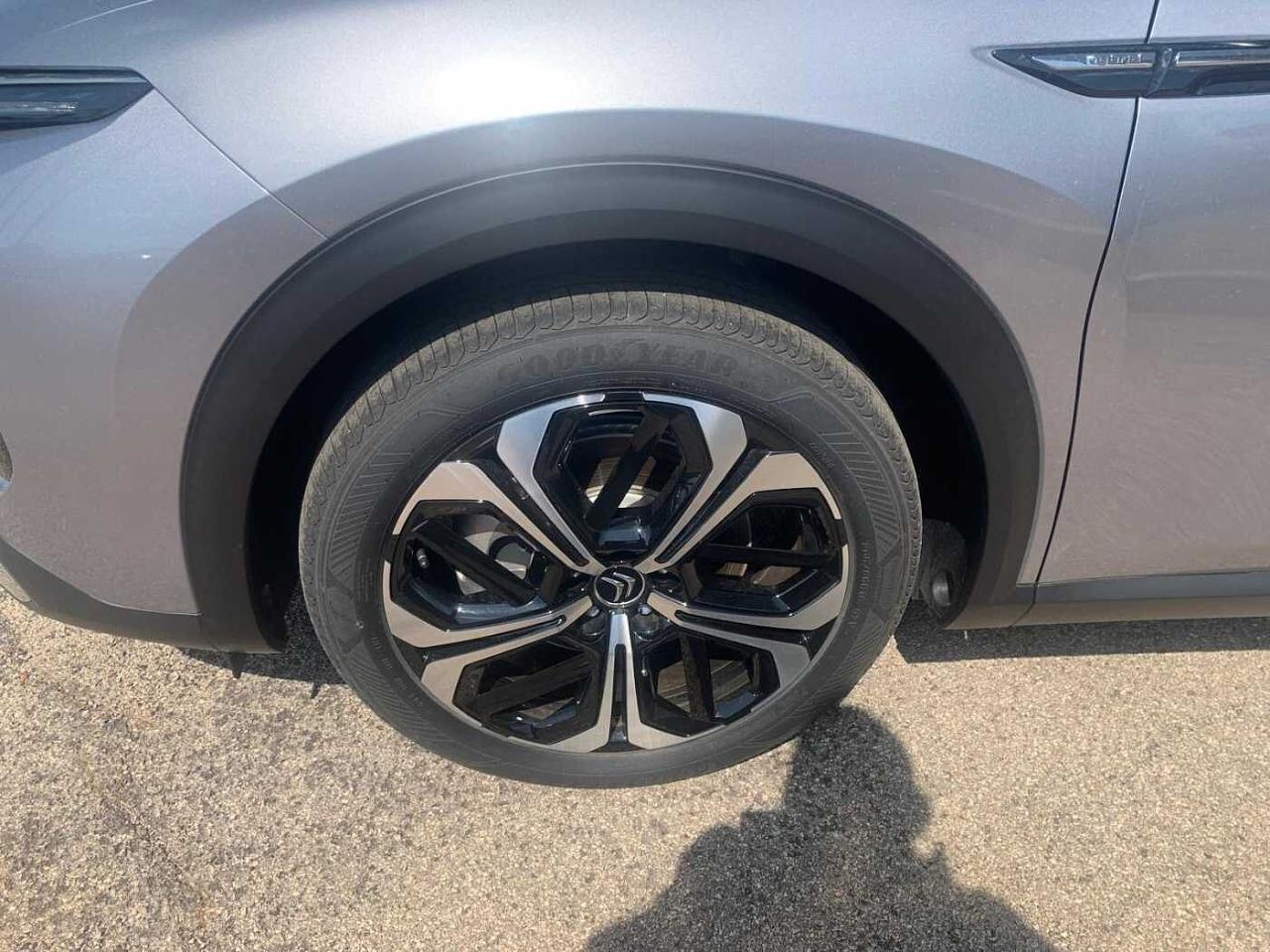 Citroën Citroën C5 usata, con comandi del cambio al volante