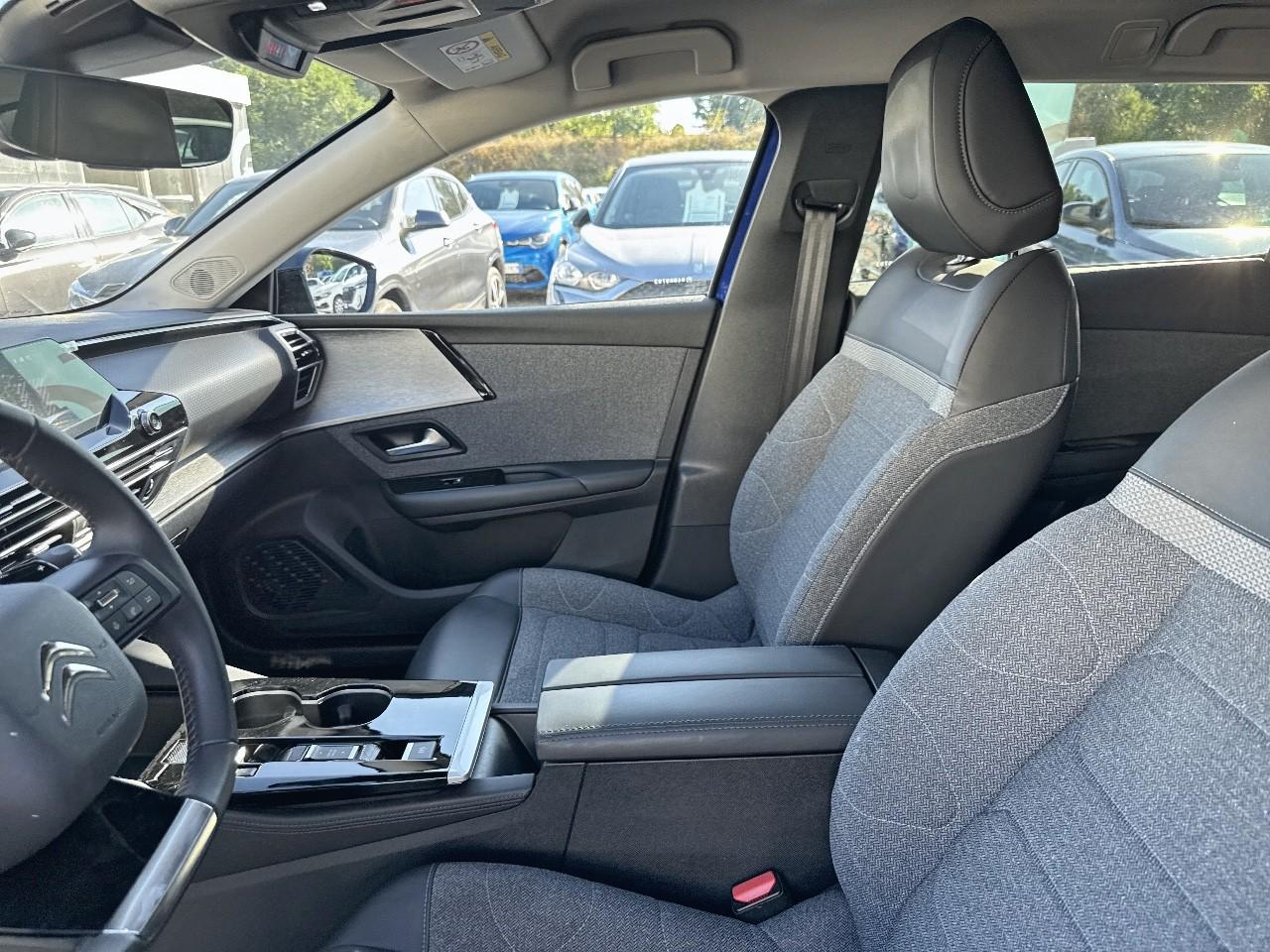 Citroën Citroën C5 usata, con comandi audio al volante