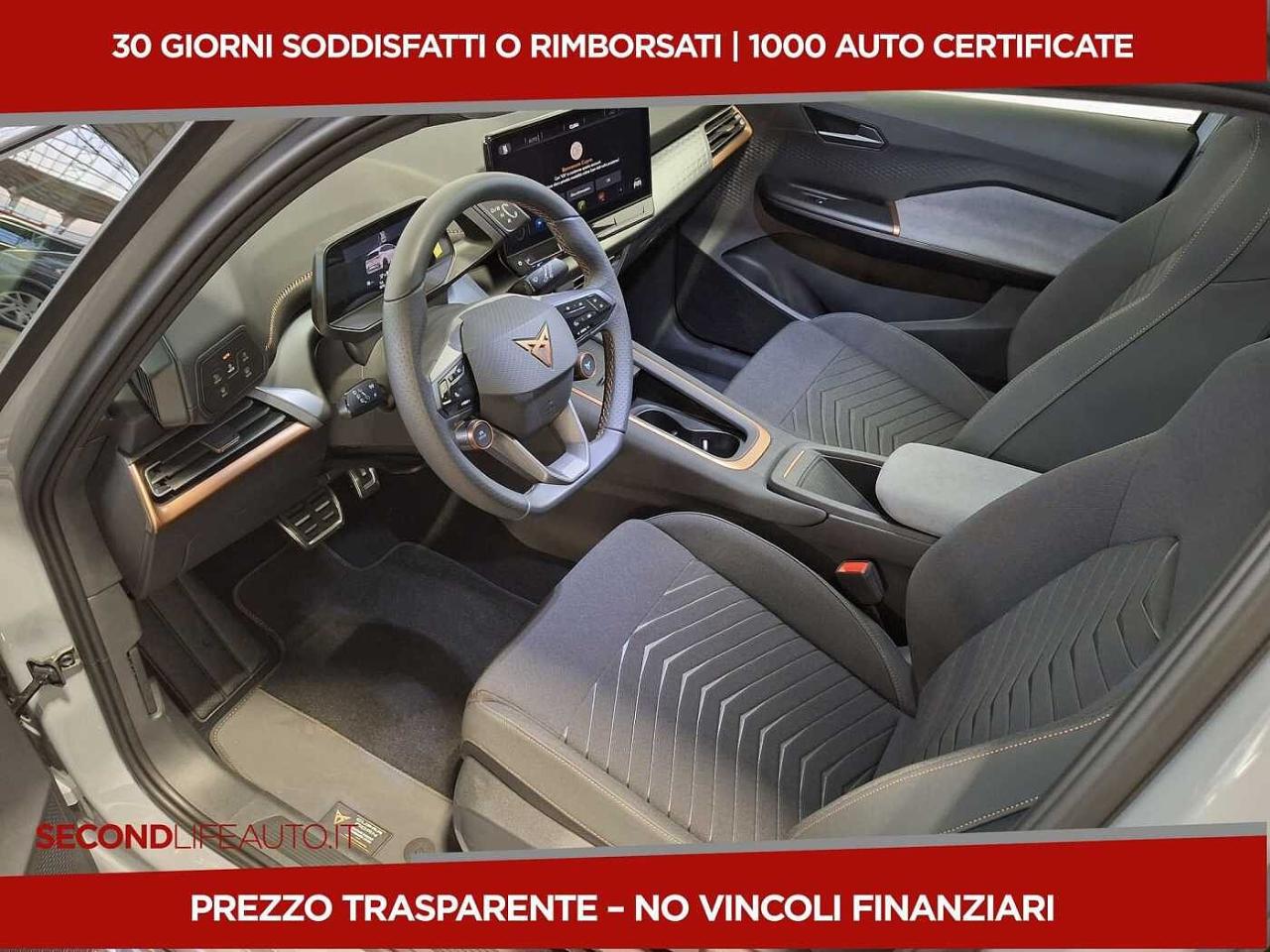 Cupra cupra born usata, con sensori luce