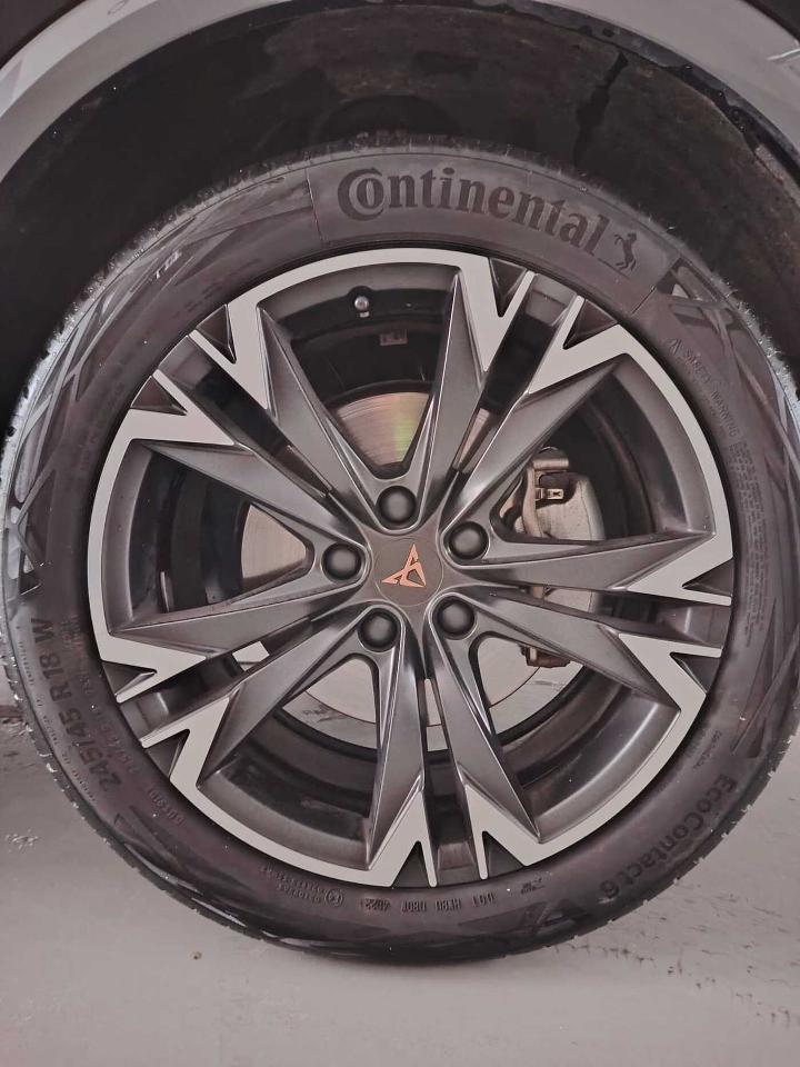 Cupra Cupra Formentor usata, con 7 airbag (2 frontali, 2 laterali, 2 tendina, 1 centrale)
