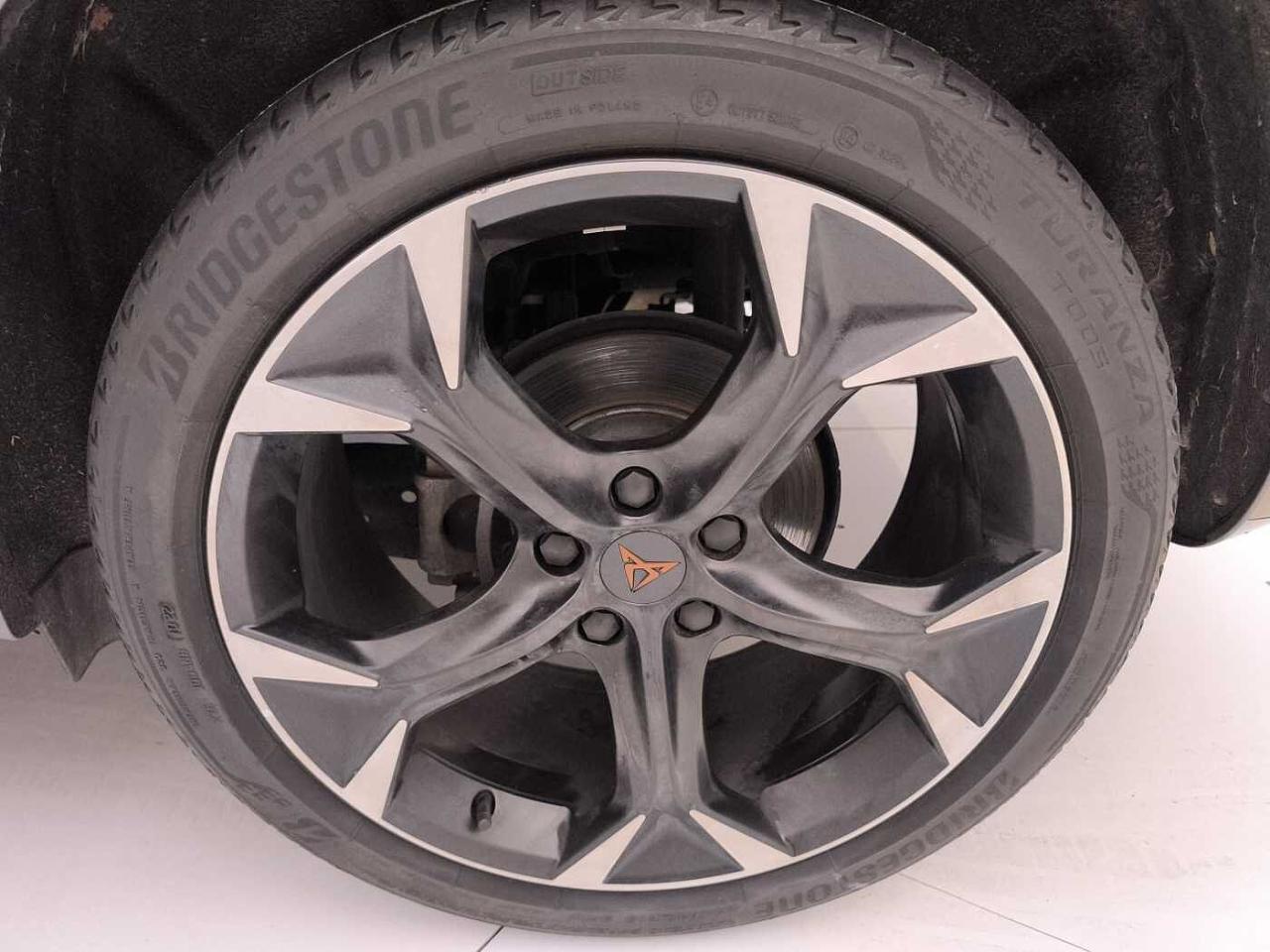 Cupra Cupra Formentor usata, con bracciolo porta oggetti