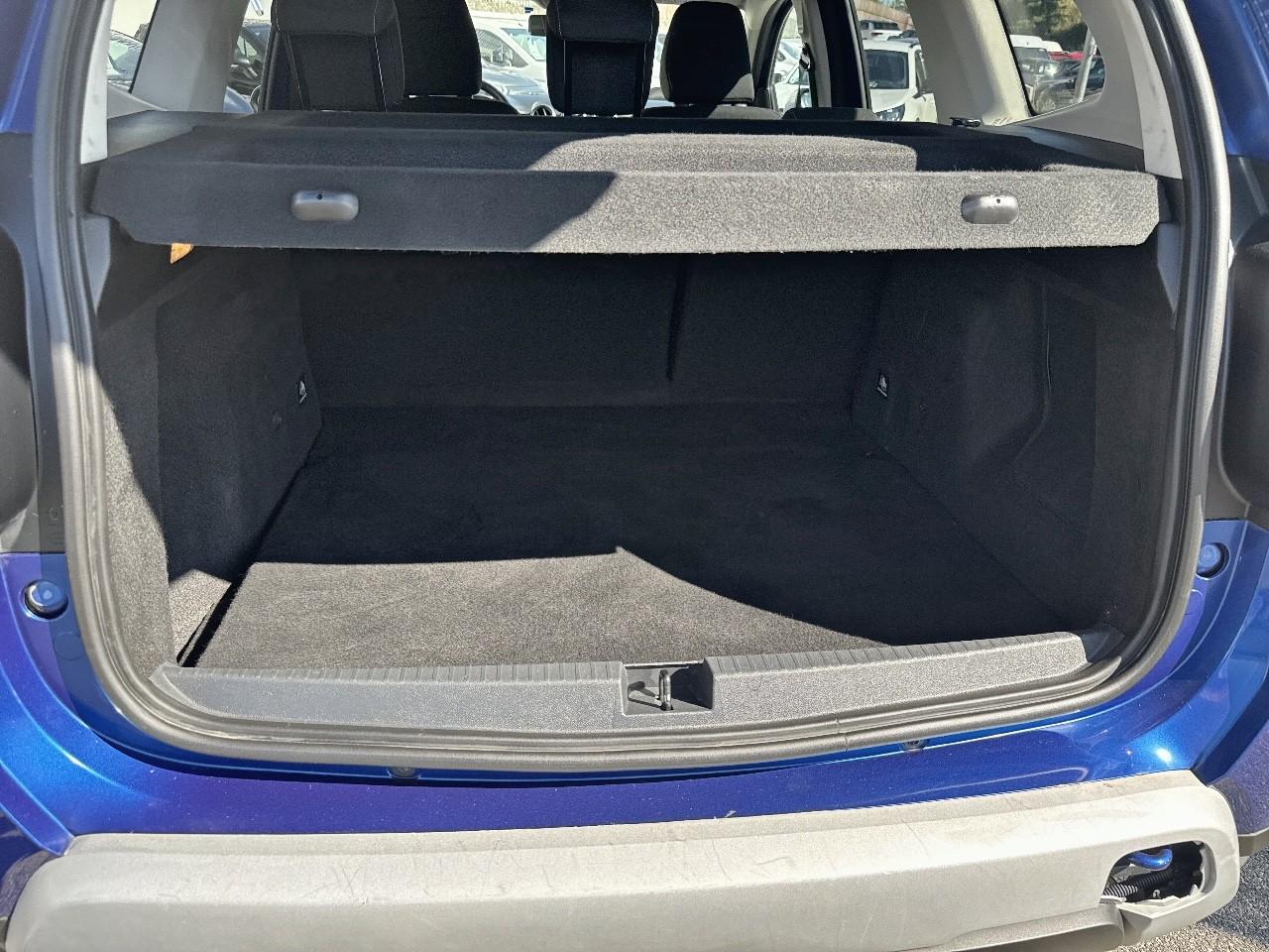 Dacia Dacia Duster usata, con cinture sicurezza post. conducente con pretensionatori, cinture sicurezza post. passeggero con pretensionatori, cinture sicurezza post. centrale a 3 punti