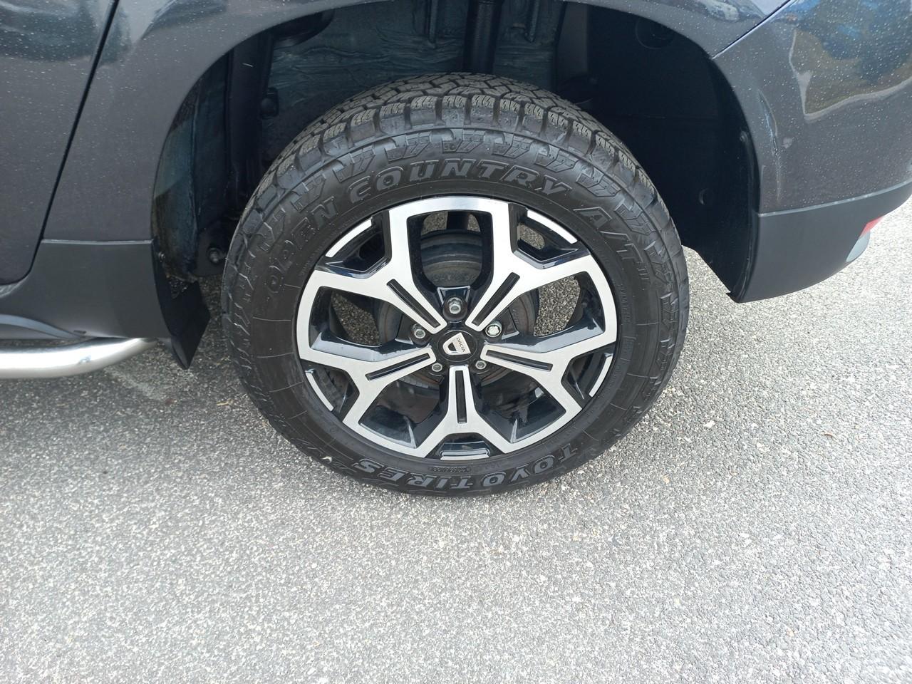 Dacia Dacia Duster usata, con 6 altoparlanti