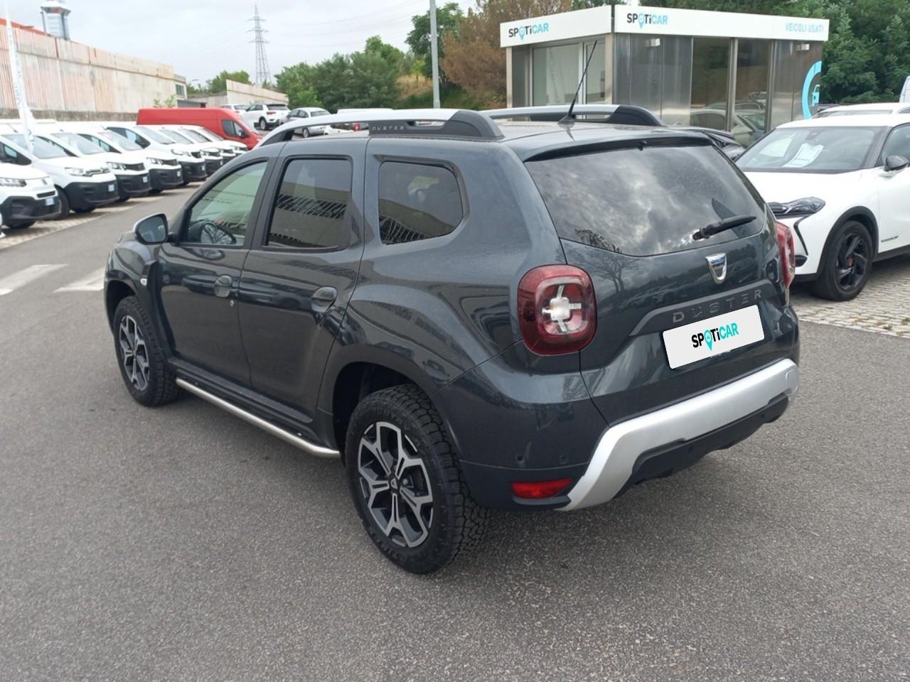 Dacia Dacia Duster usata, con comando luci con sensore di oscurità manuale