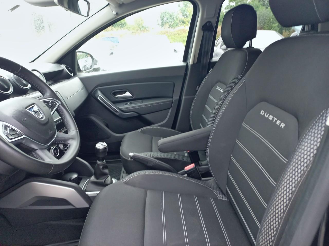 Dacia Dacia Duster usata, con conness.dispositivi est.intrattenimento include ingresso aux anteriore e include porta usb anteriore