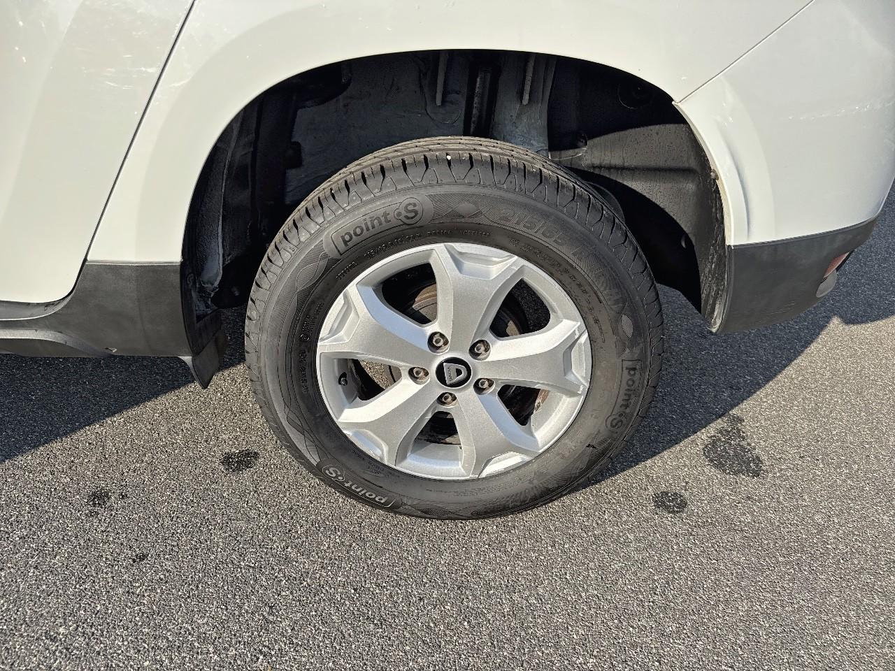 Dacia Dacia Duster usata, con 4 altoparlanti
