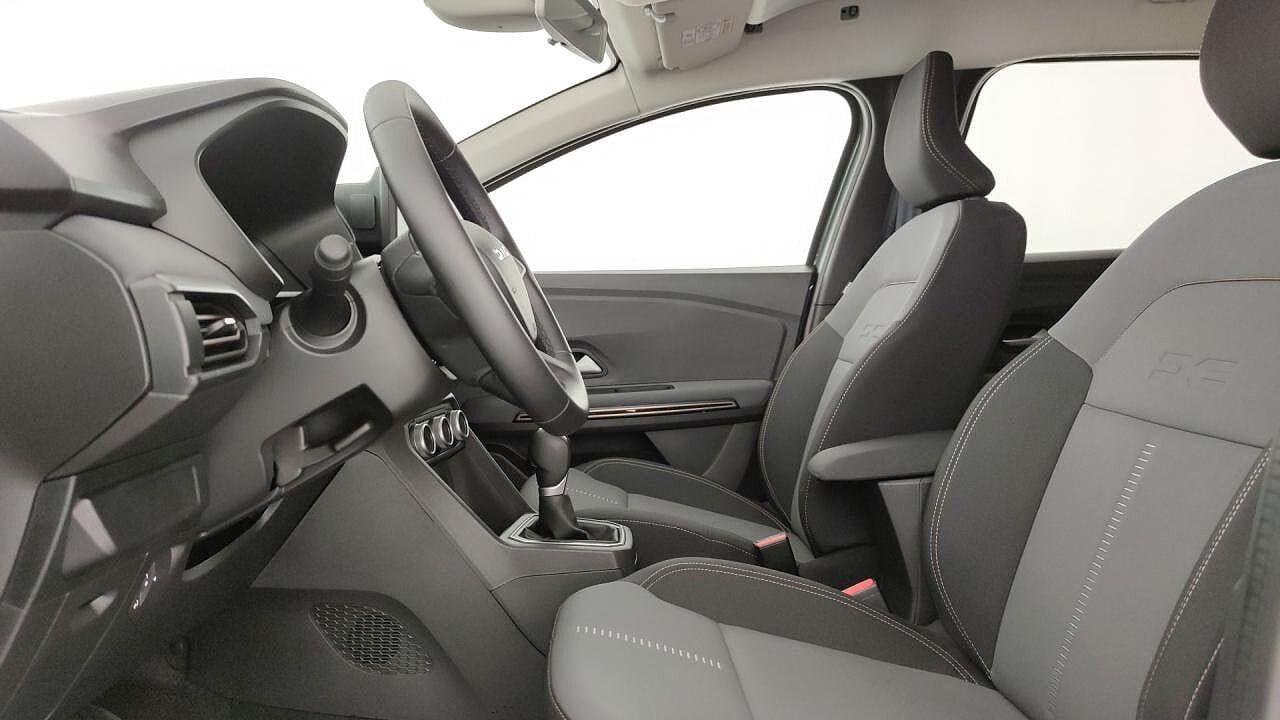 Dacia Dacia Jogger usata, con 5 sedili