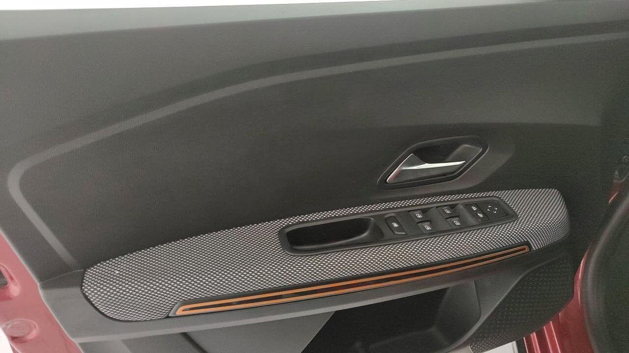 Dacia Dacia Sandero usata, con sensori luce