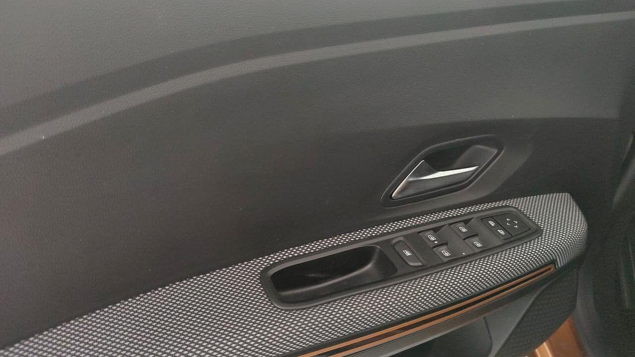 Dacia Dacia Sandero usata, con sensori luce