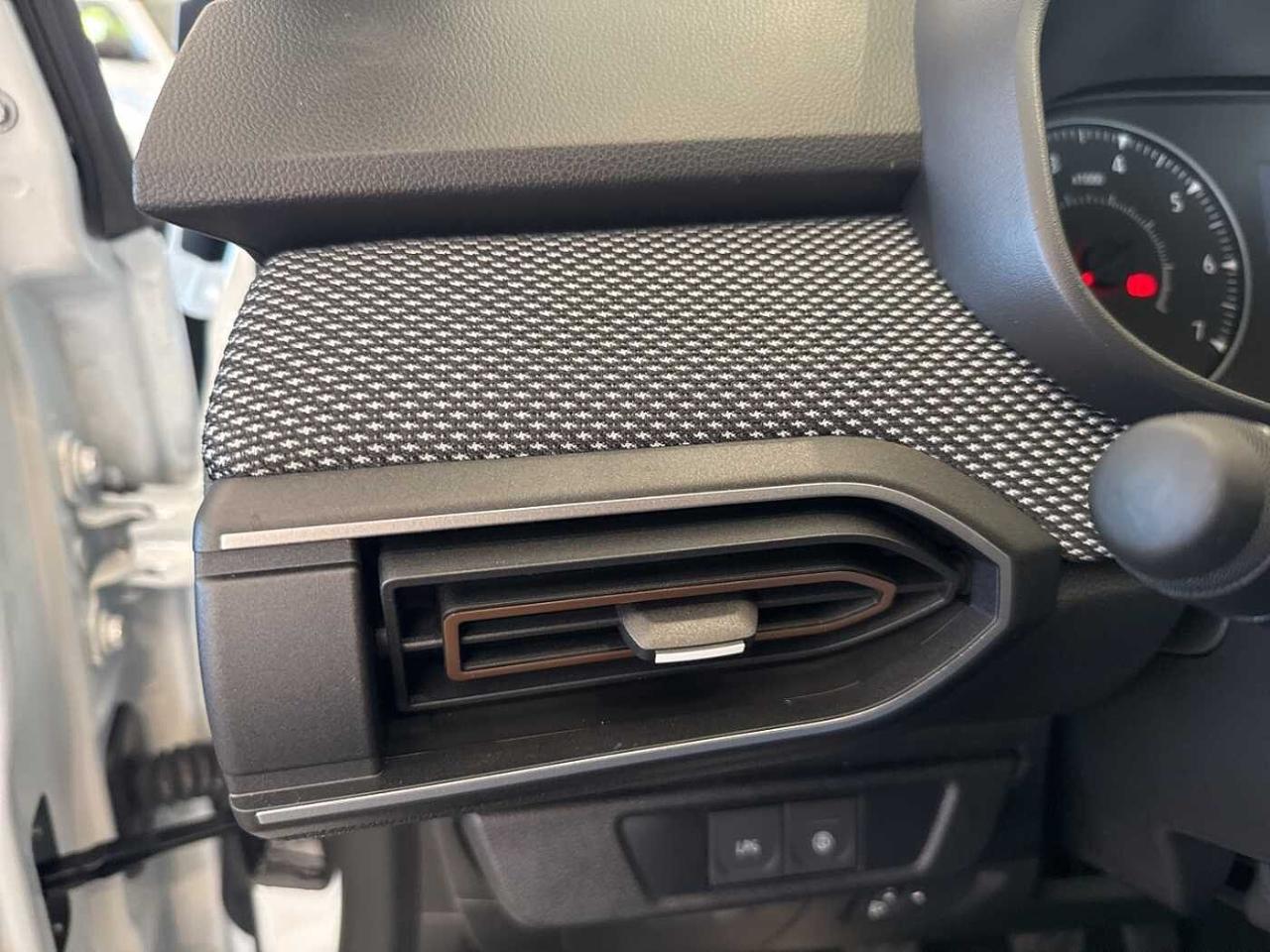 Dacia Dacia Sandero usata, con assistente di corsia