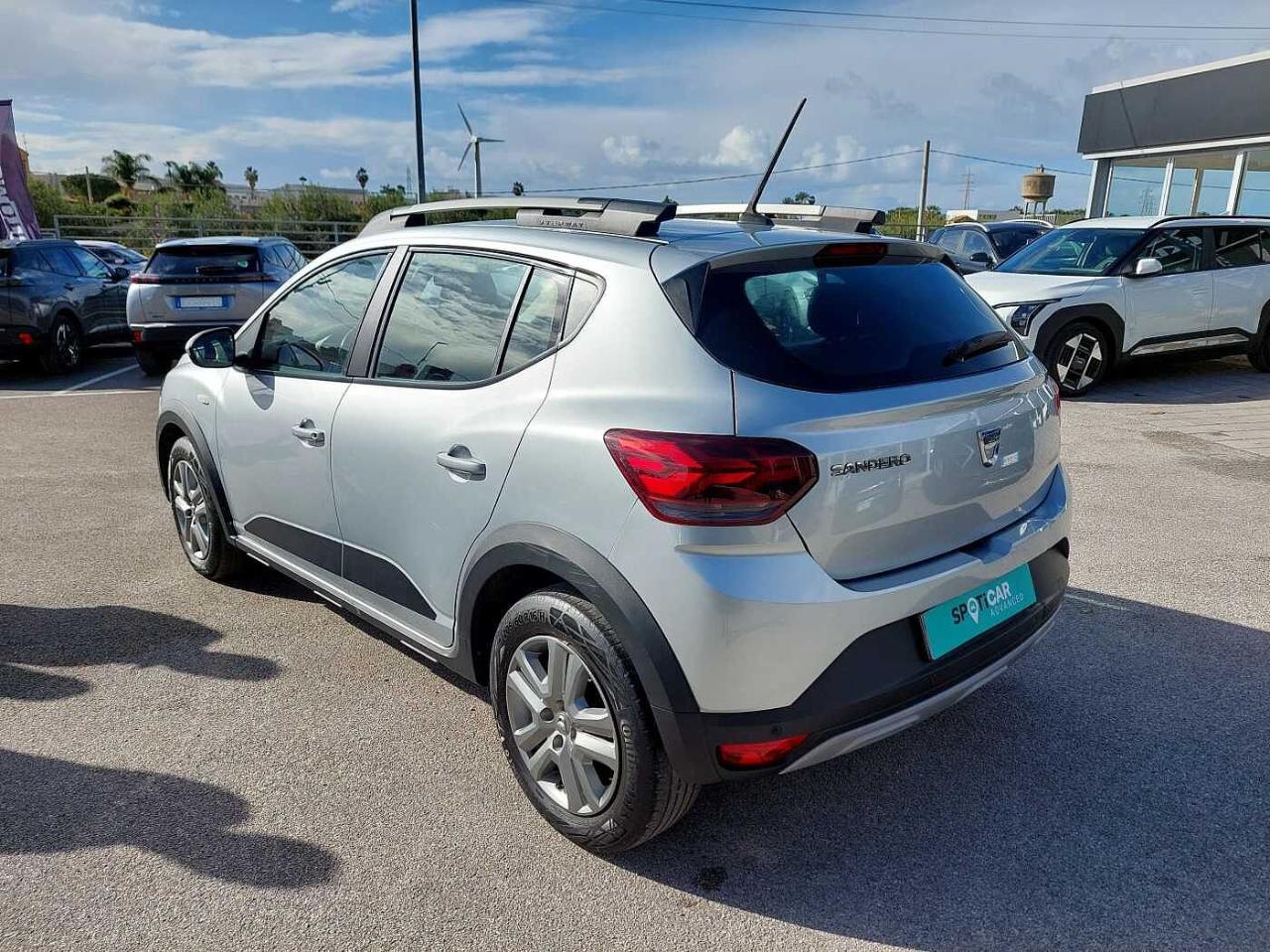 Dacia Dacia Sandero usata, con cerchi in lega leggera