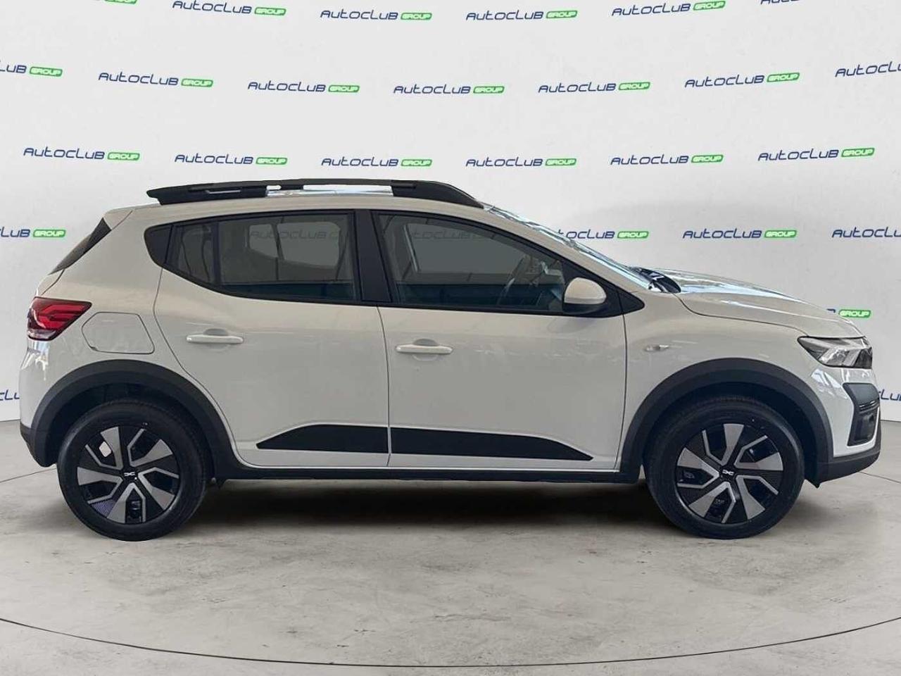Dacia Dacia Sandero usata, con sedile posteriore sdoppiabile