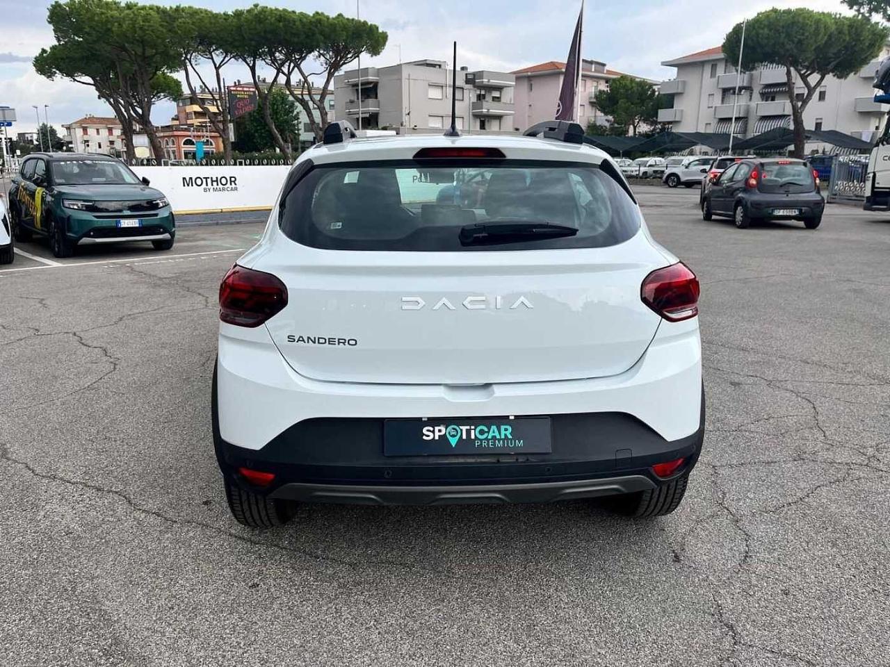 Dacia Dacia Sandero usata, con cerchi in acciaio da 16"