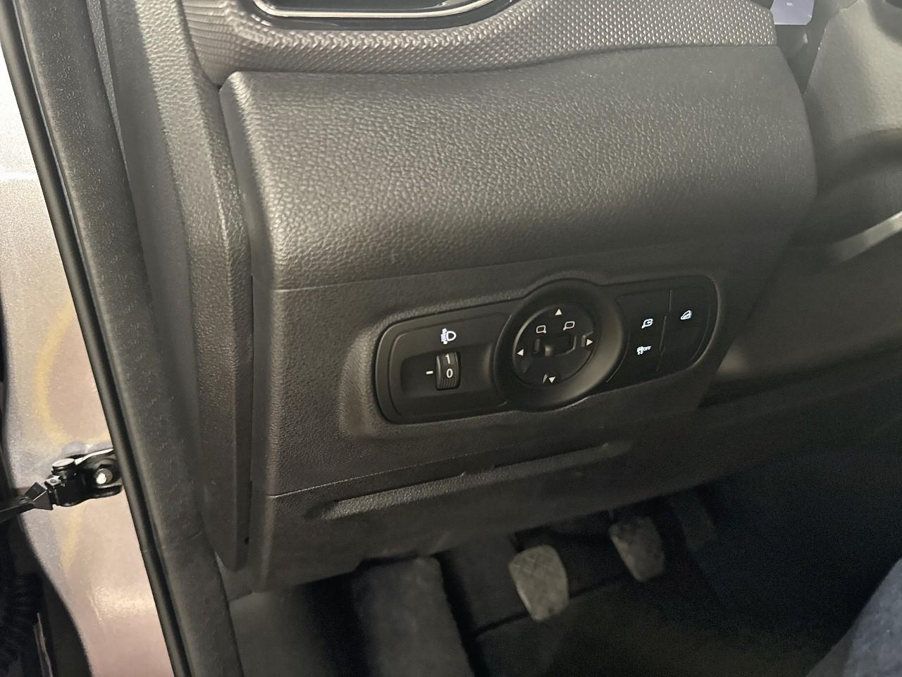 DR Dr Motor DR4 usata, con Isofix