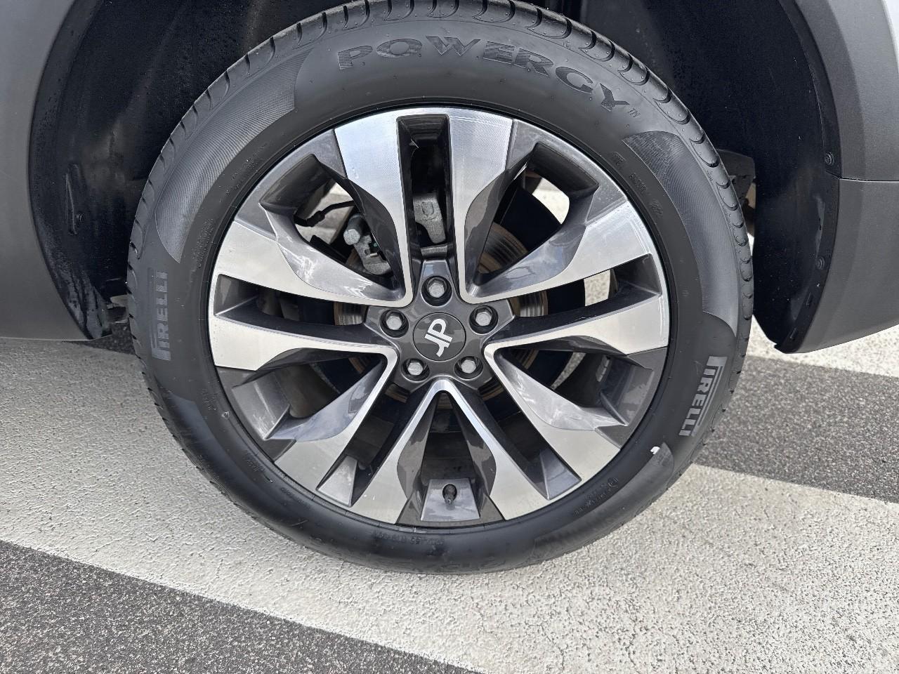 DR Dr Motor DR5 usata, con Isofix