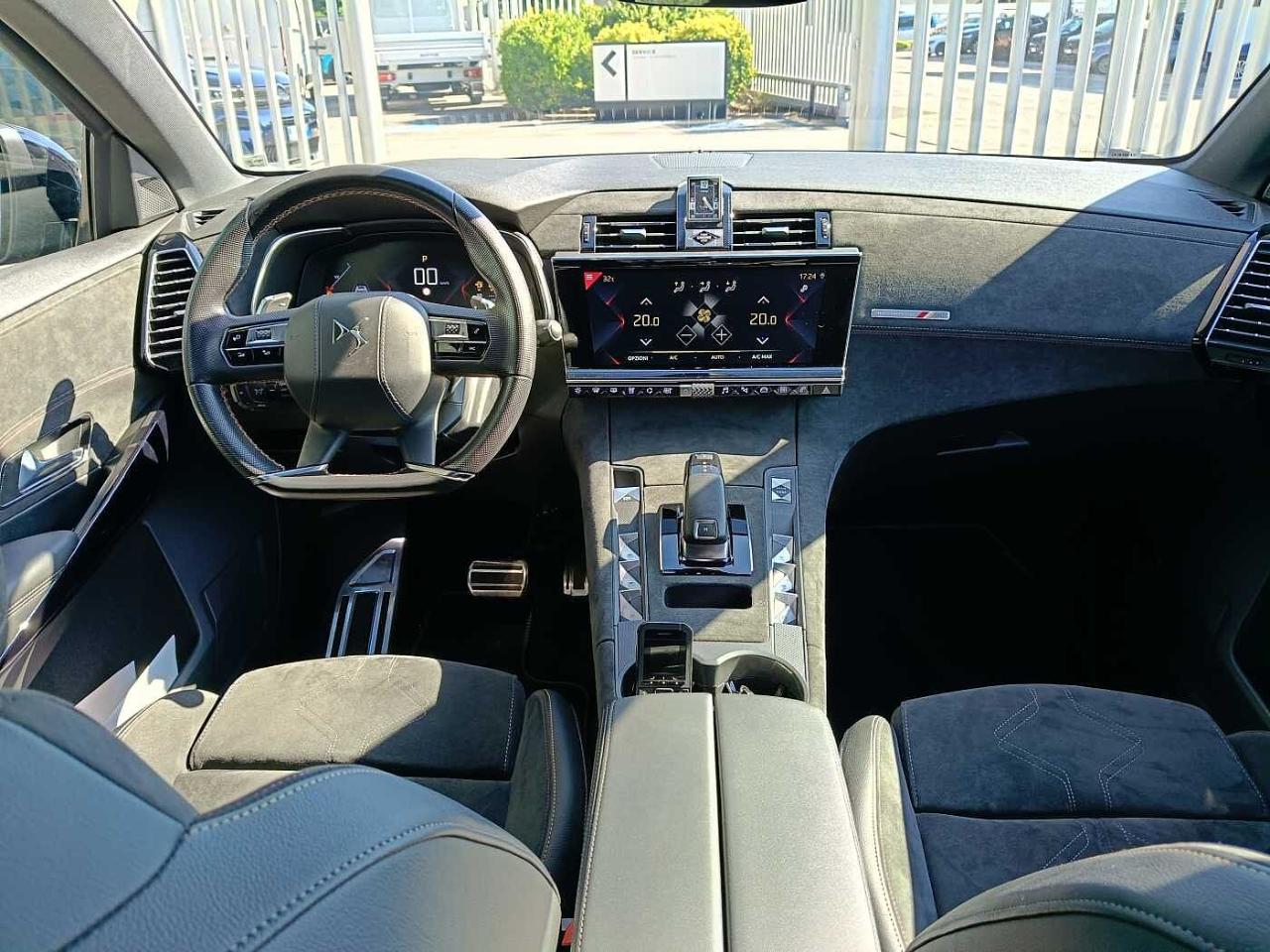 DS DS DS7 usata, con bracciolo porta oggetti