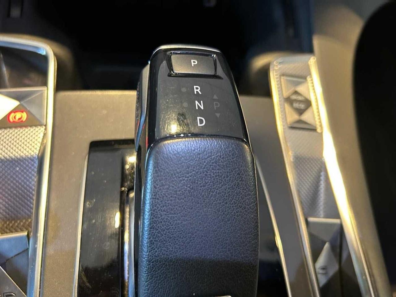 DS DS DS7 usata, con bracciolo porta oggetti