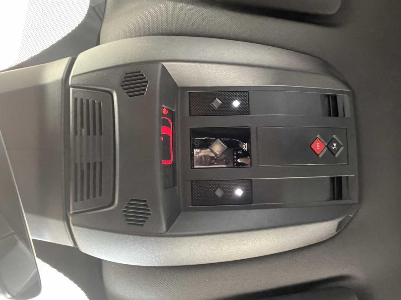 DS DS DS7 usata, con attacchi isofix (sedile passeggero e 2 posteriori)