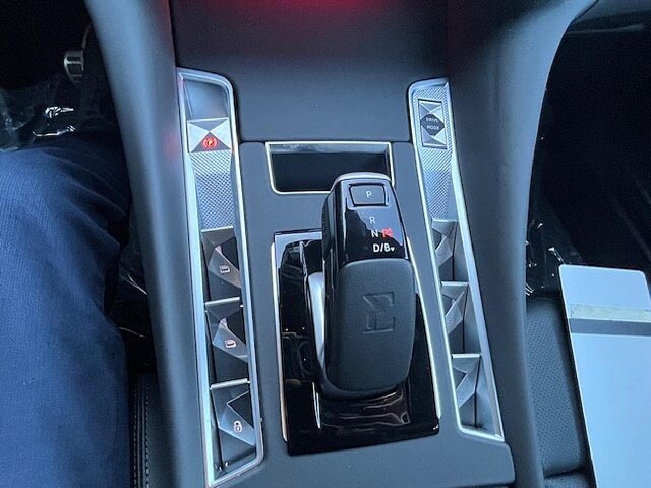 DS DS DS 9 usata, con ABS, Emergency Brake fino a 140 km/h, ESP e REF